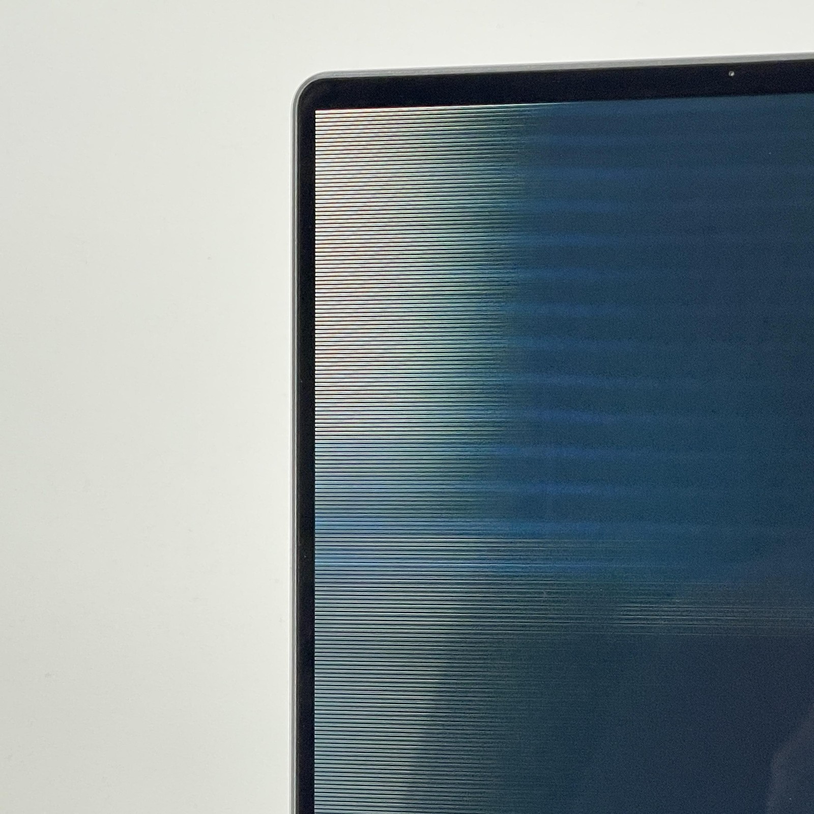 Asus ROG Zephyrus G16 GU605 240Hz QHD+ Ultra 9 285H 16GB 1TB RTX 5070 LCD ISSUE