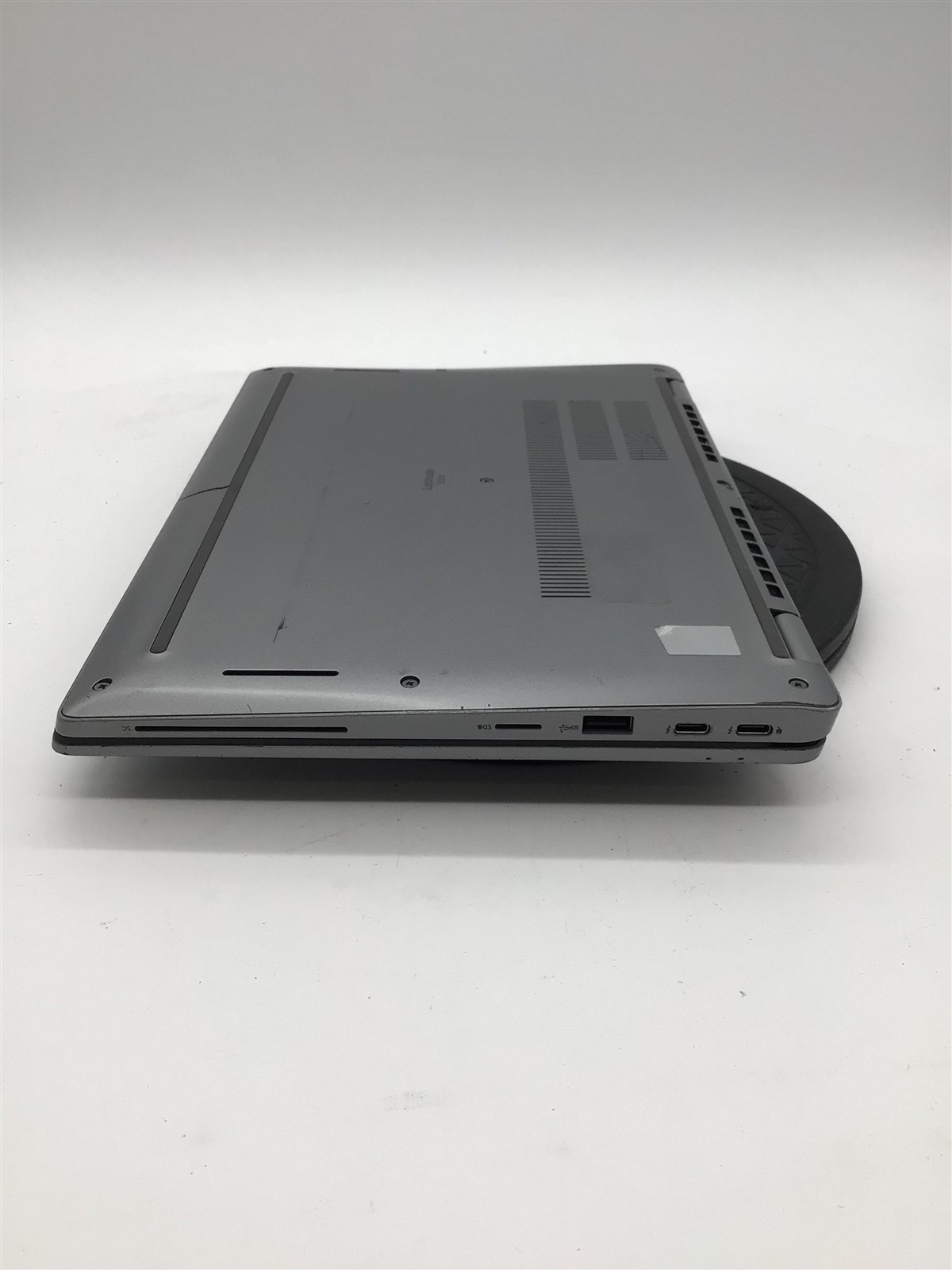 Dell Latitude 5330 i5-1245U/16GB RAM/No SSD