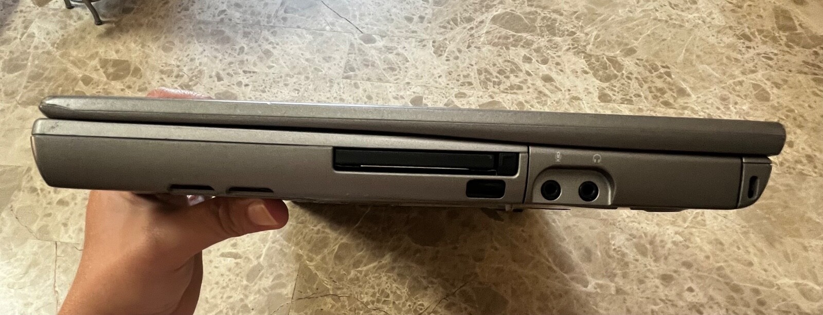 DELL Latitude D600; Windows XP, in Gray. TESTED & WORKS! In Excellent Condition!
