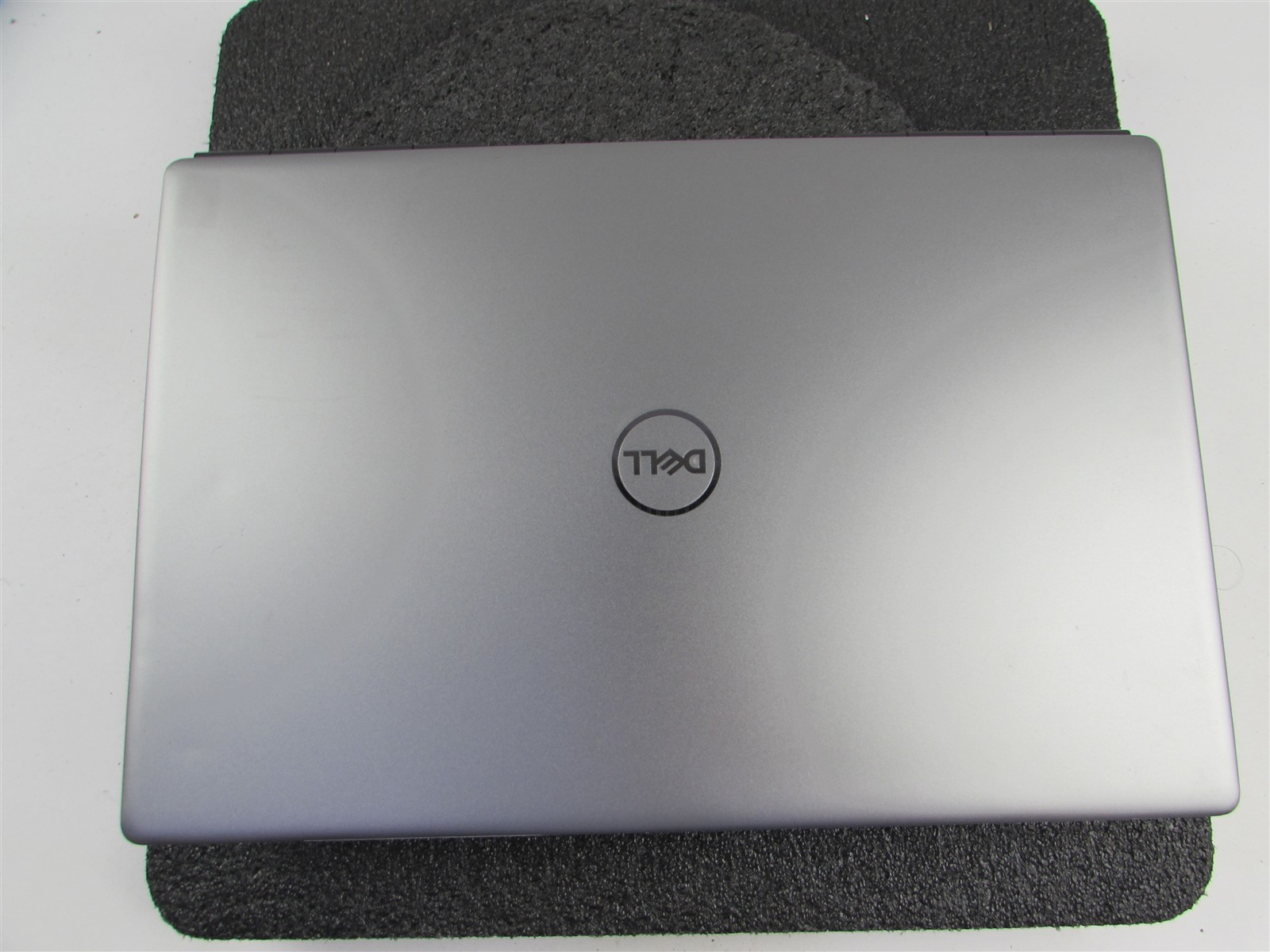 DELL PRECISION 7750 FHD I7-10850H 1TB SSD 32GB RAM RTX 4000 WIN 11 PRO NO BATT