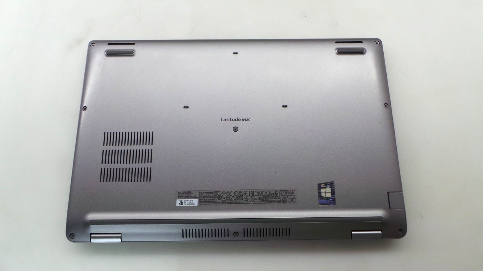 Dell Latitude 5420 | 14″ | i5-1135G7 2.40GHz | 16GB RAM 512GB NVMe | WIN 11 PRO