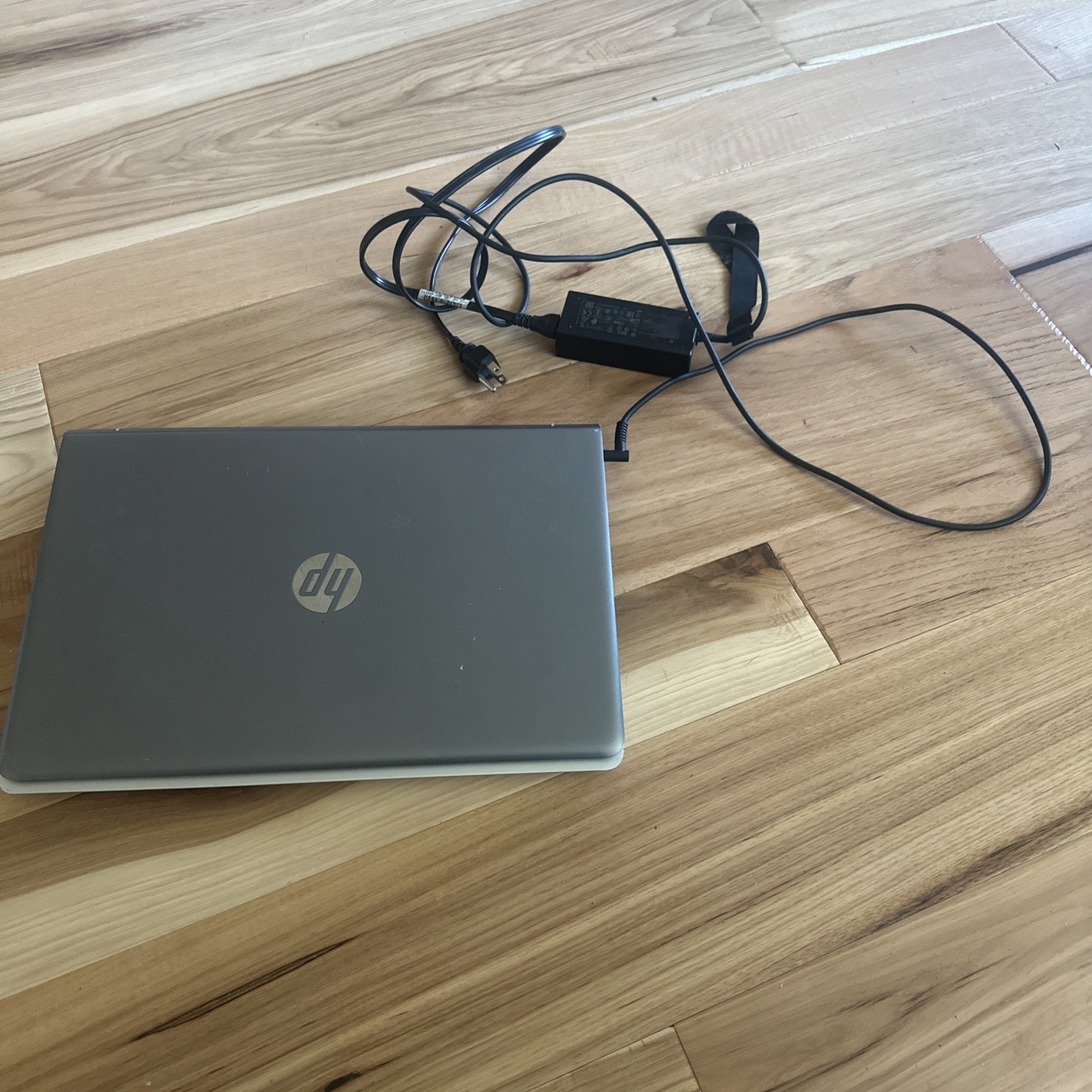 HP Pavilion 3168NGW 15.6″ Intel Core A6 9220 2.50Ghz 8GB RAM 250GB SSD