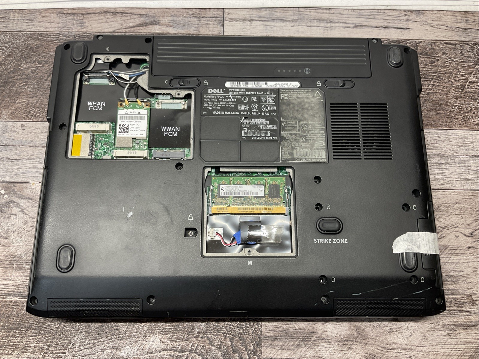 Inspiron 1520 / Pentium / 512MB RAM / Laptop Notebook PC / P20