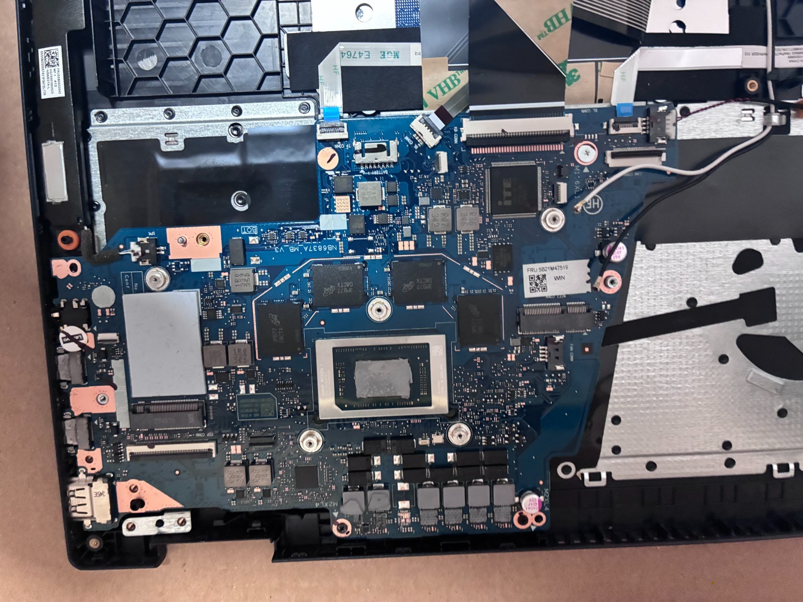 *As-Is* Lenovo Ideapad 5 14″ 2in1 Touchscreen Ryzen 7 8845HS 16GB NO SSD