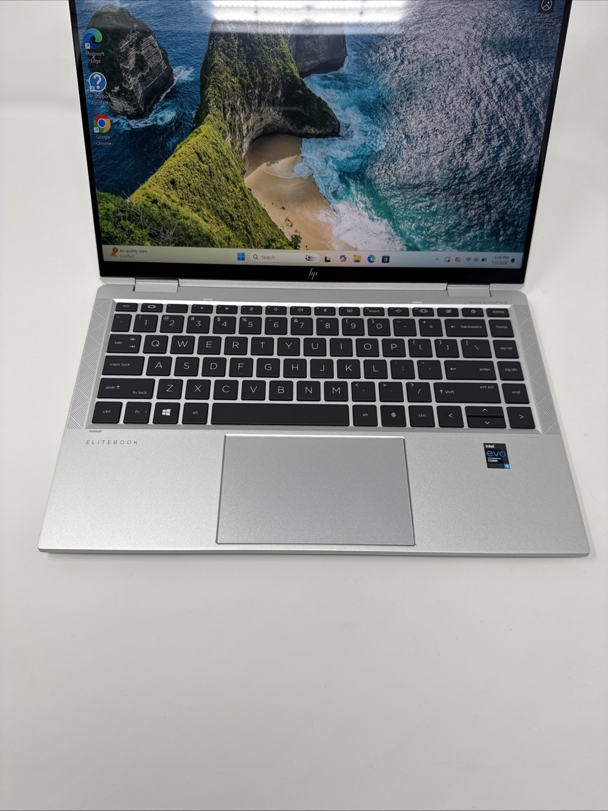 HP EliteBook x360 1040 G8 14″ (Intel Core i5 @ 2.40GHz, 256GB SSD, 16GB RAM)