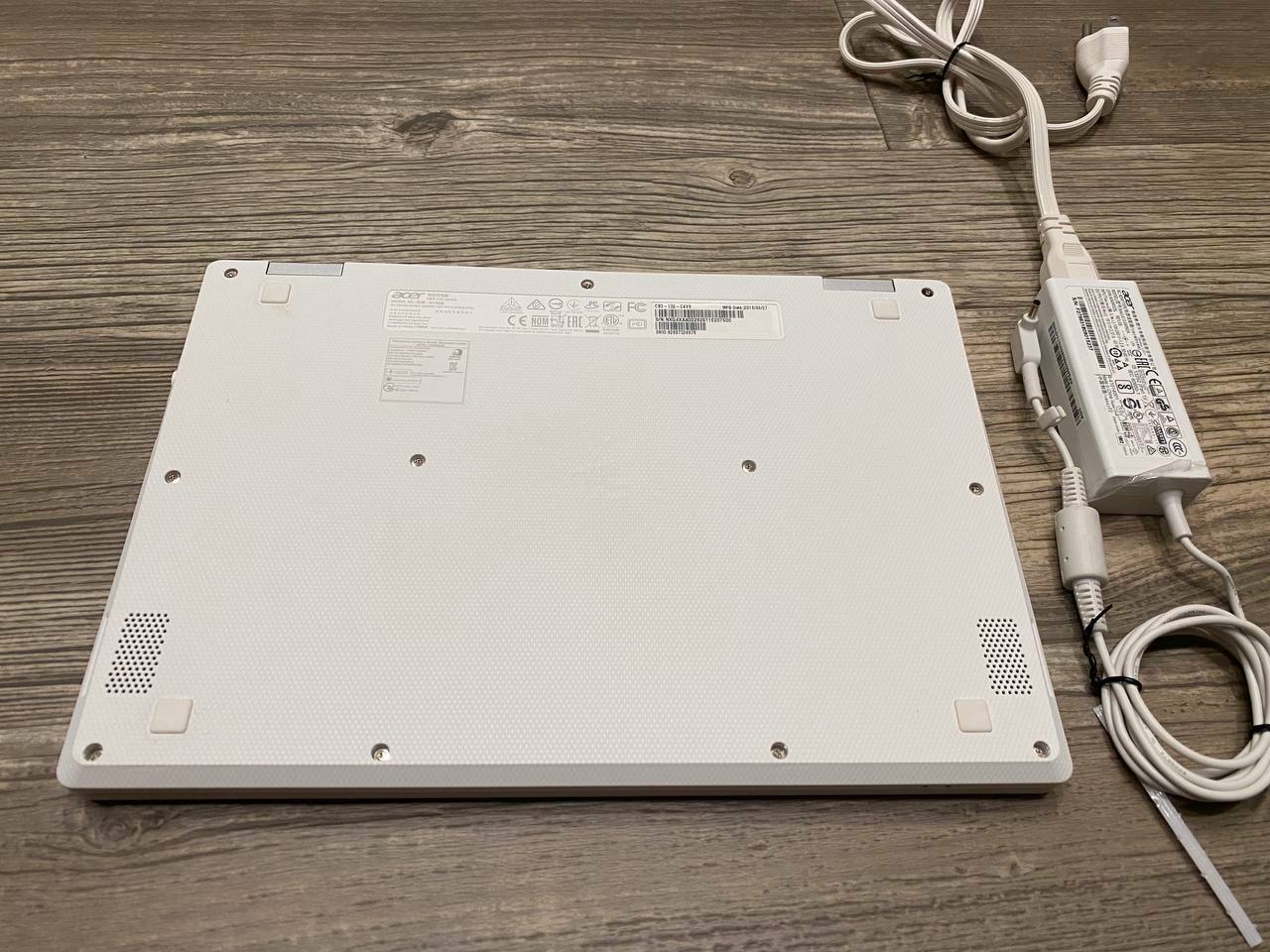 Acer Chromebook 11 Celeron N3060 11.6″ HD 4GB DDR3L 16GB Storage CB3-132-C4VV