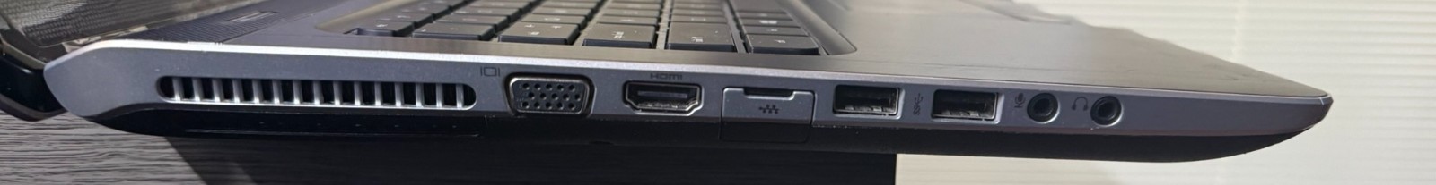 HP Envy DV7-AMD A8-4500M with Radeon HD Graphics (1.90Ghz) 6GB Mem 500g HD Win10