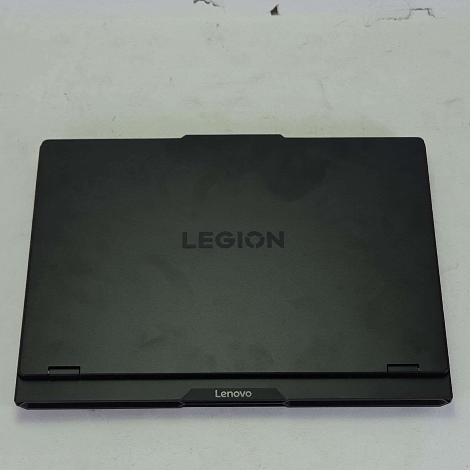 Lenovo Legion Pro 5 16ADR10 16″ Ryzen 7 8745HX 3.6GHz 32GB RAM 1TB SSD GeForce R