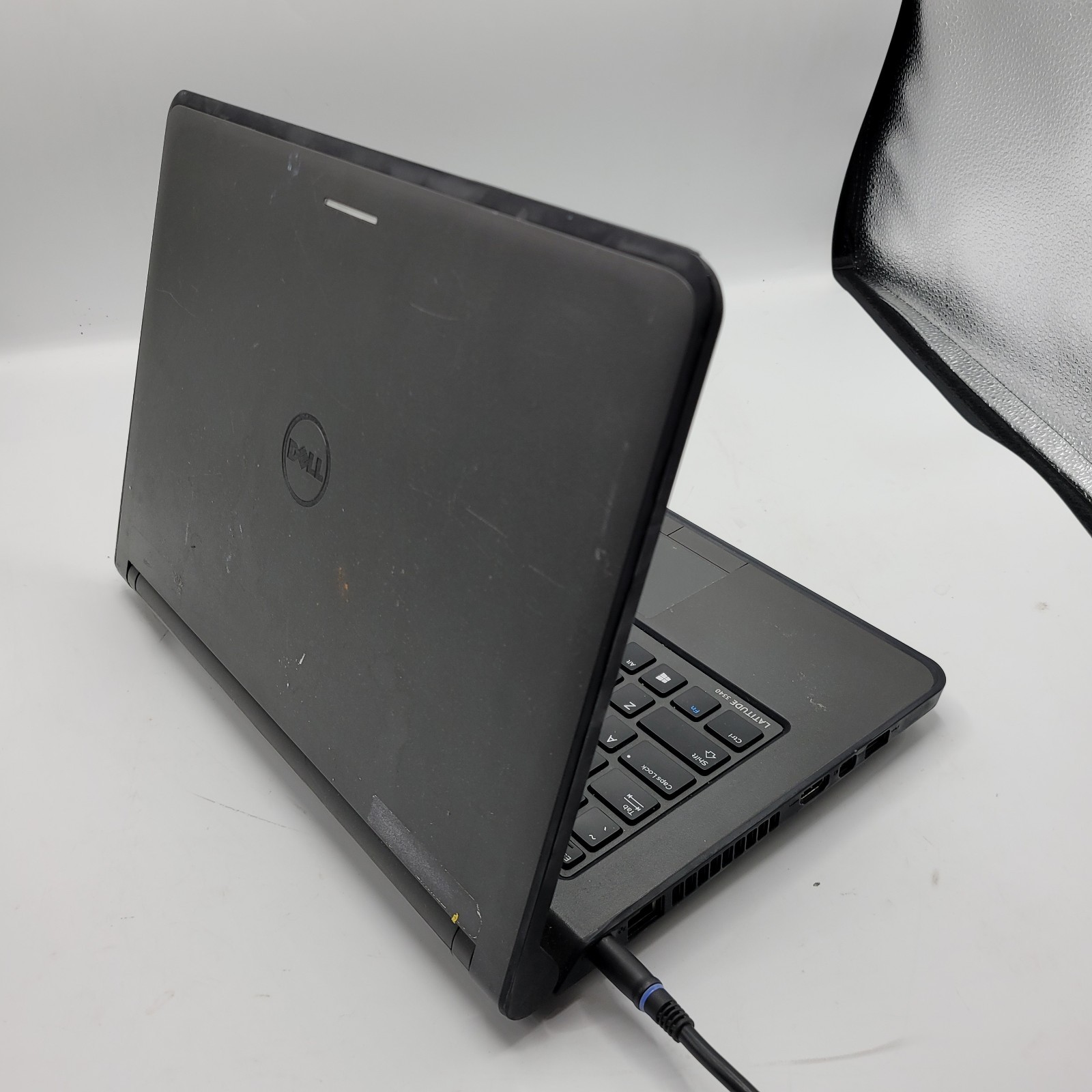 Dell Latitude 3340 Core i3 4005U 1.7GHz 4GB RAM No HDD 13″ – ***Boot to Bios
