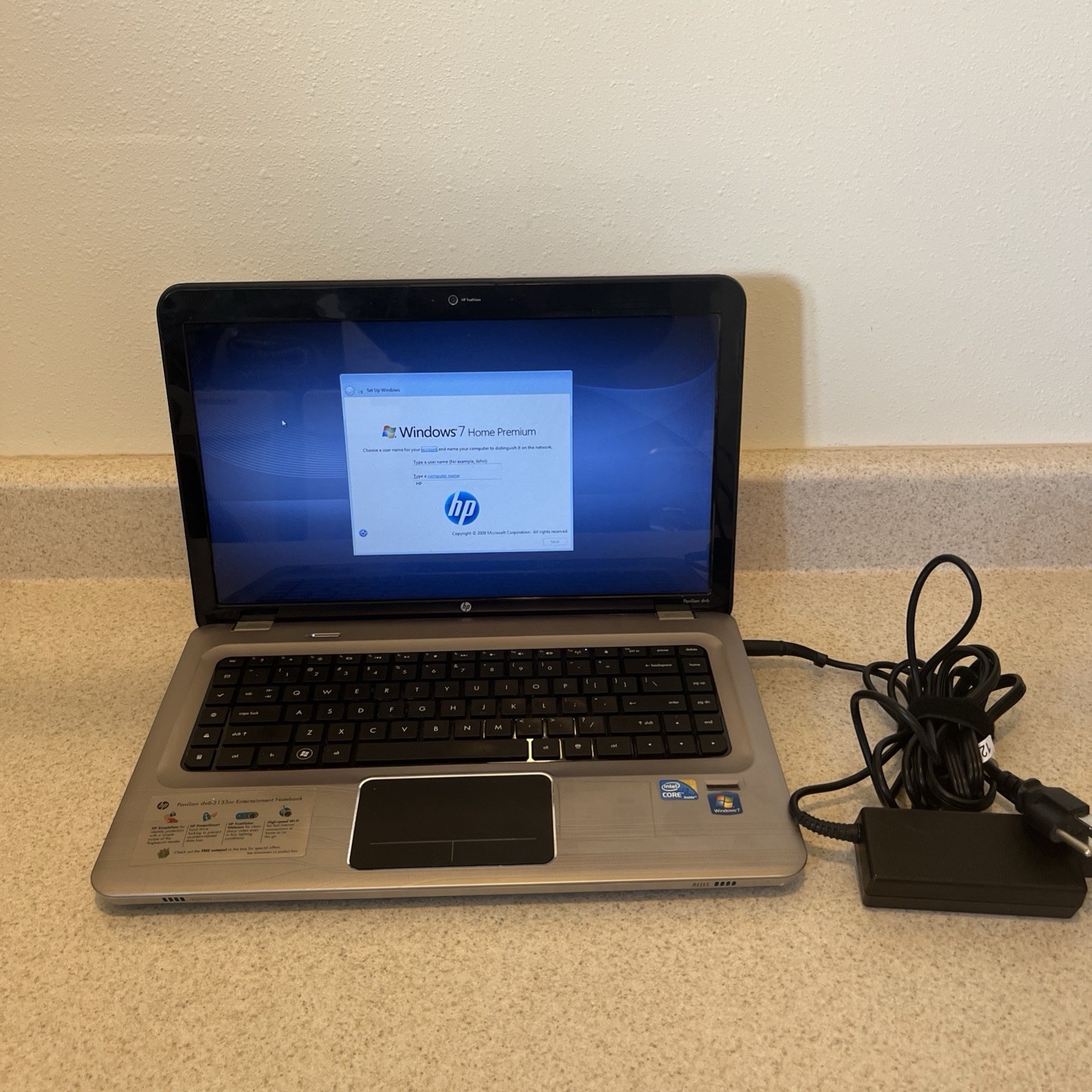 Hewlett-Packard (HP) Pavilion DV6 laptop