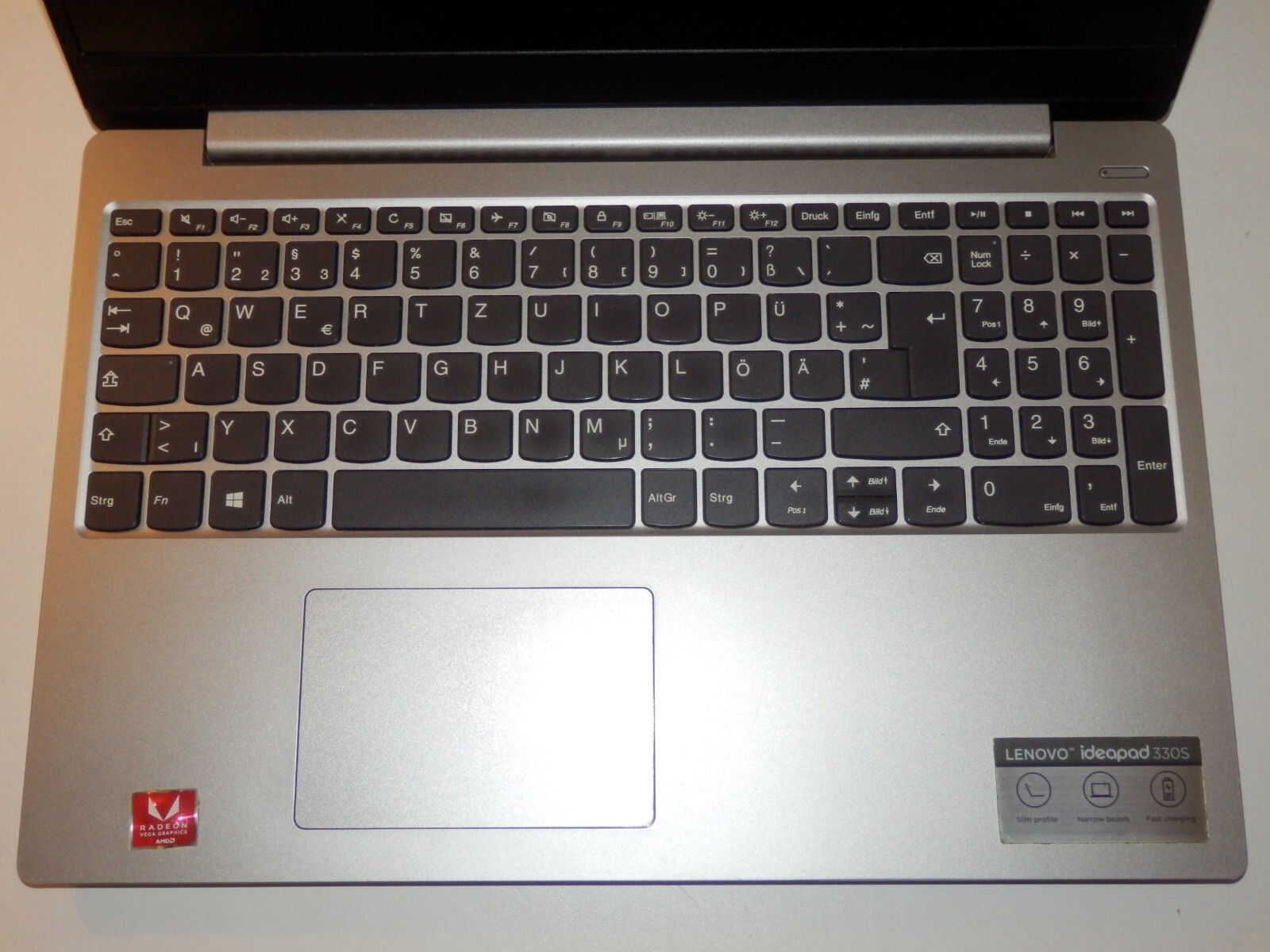 Lenovo IdeaPad 330S-15ARR – AMD Ryzen 5 2500U, 8GB Ram 256GB SSD, 15.6″ inch FHD