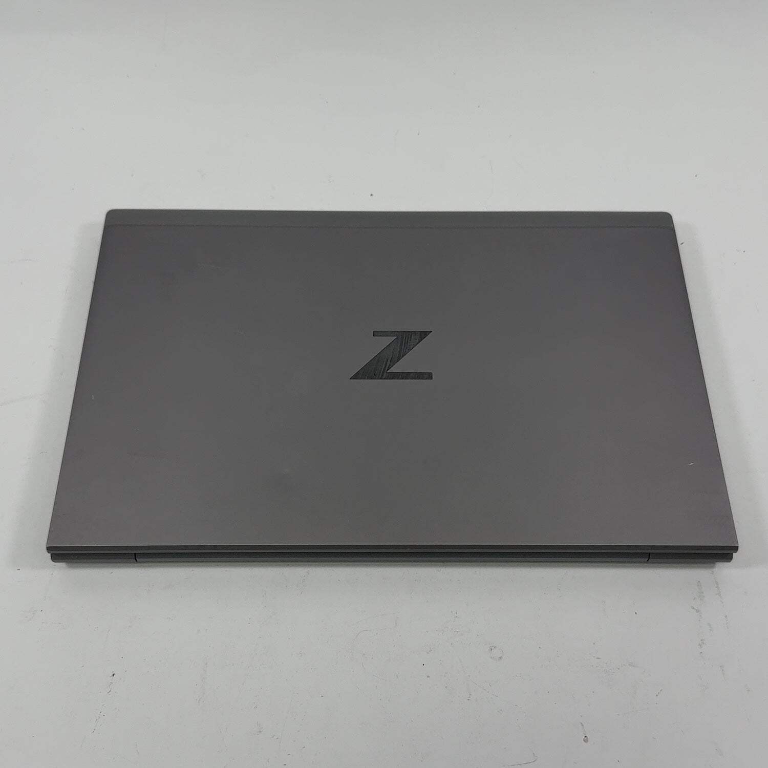 HP ZBook Firefly 14 G8 14″ i5-1135G7 2.4GHz 16GB RAM 256GB SSD