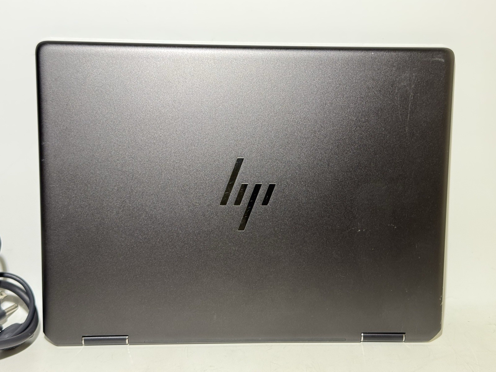 READ – HP Spectre x360 2-in-1 Laptop 14-ef0013dx i7-1255U 16GB 1TB SSD