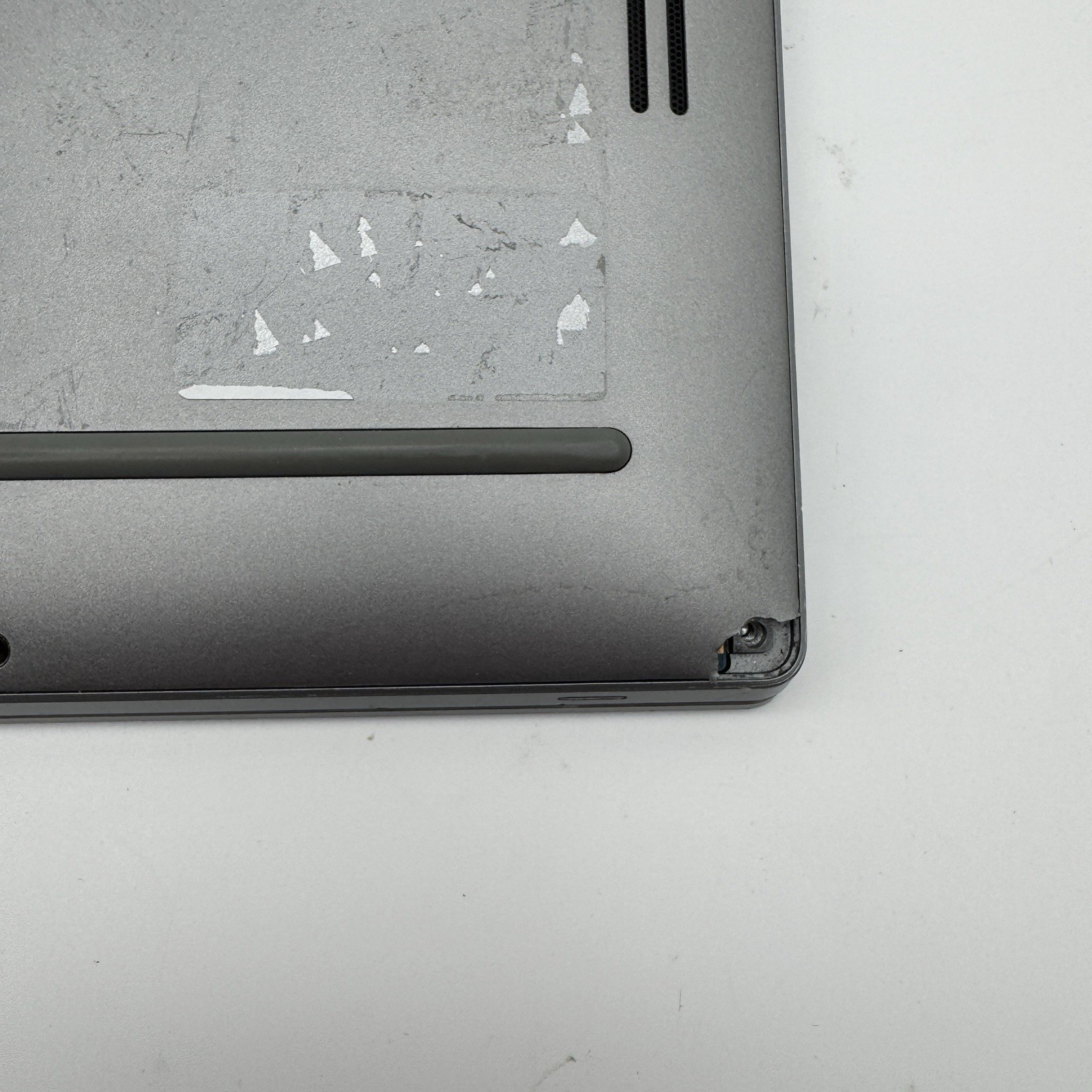 Dell latitude 9410 14″ Touch | i7-10610U 1.8GHz | 16GB RAM | No SSD | *NO POWER*