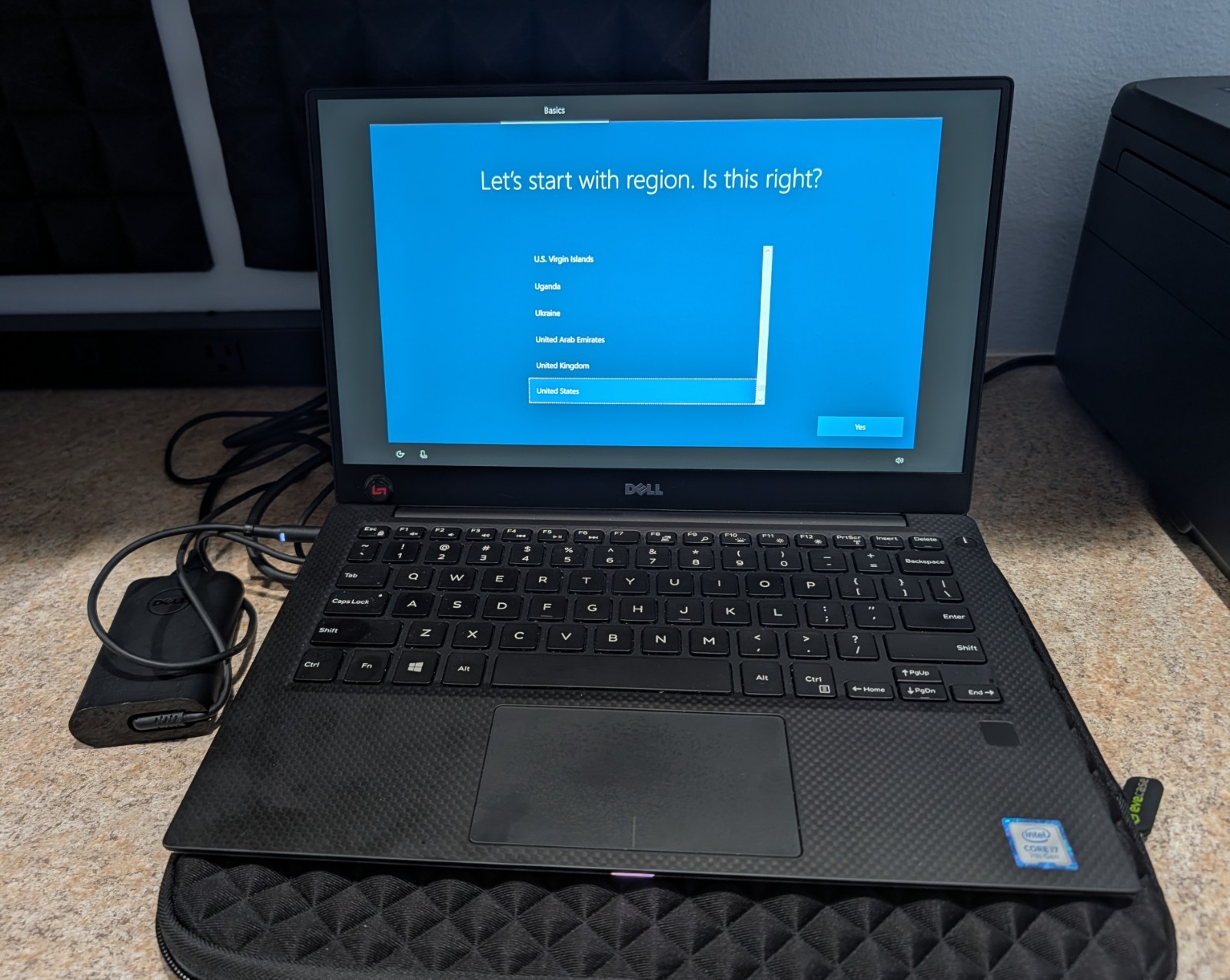 Dell XPS 13 9360 13.3″ FHD i7-7560U 8GB 256GB SSD Win 10 Laptop FP Silver