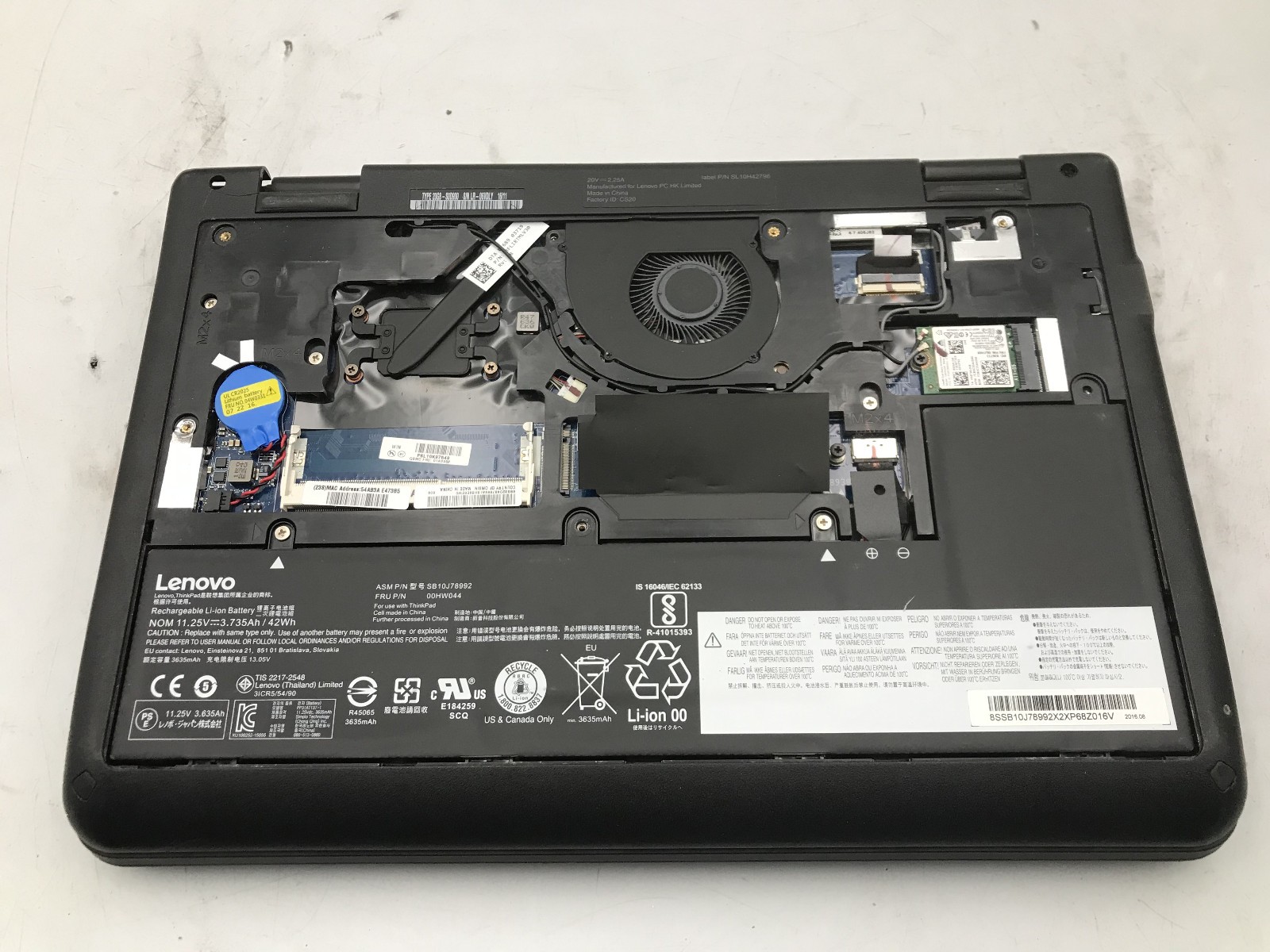 LENOVO THINKPAD YOGA 11E – BOOTS TO BIOS – INTEL CELERON – NO RAM -READ DESC- BB