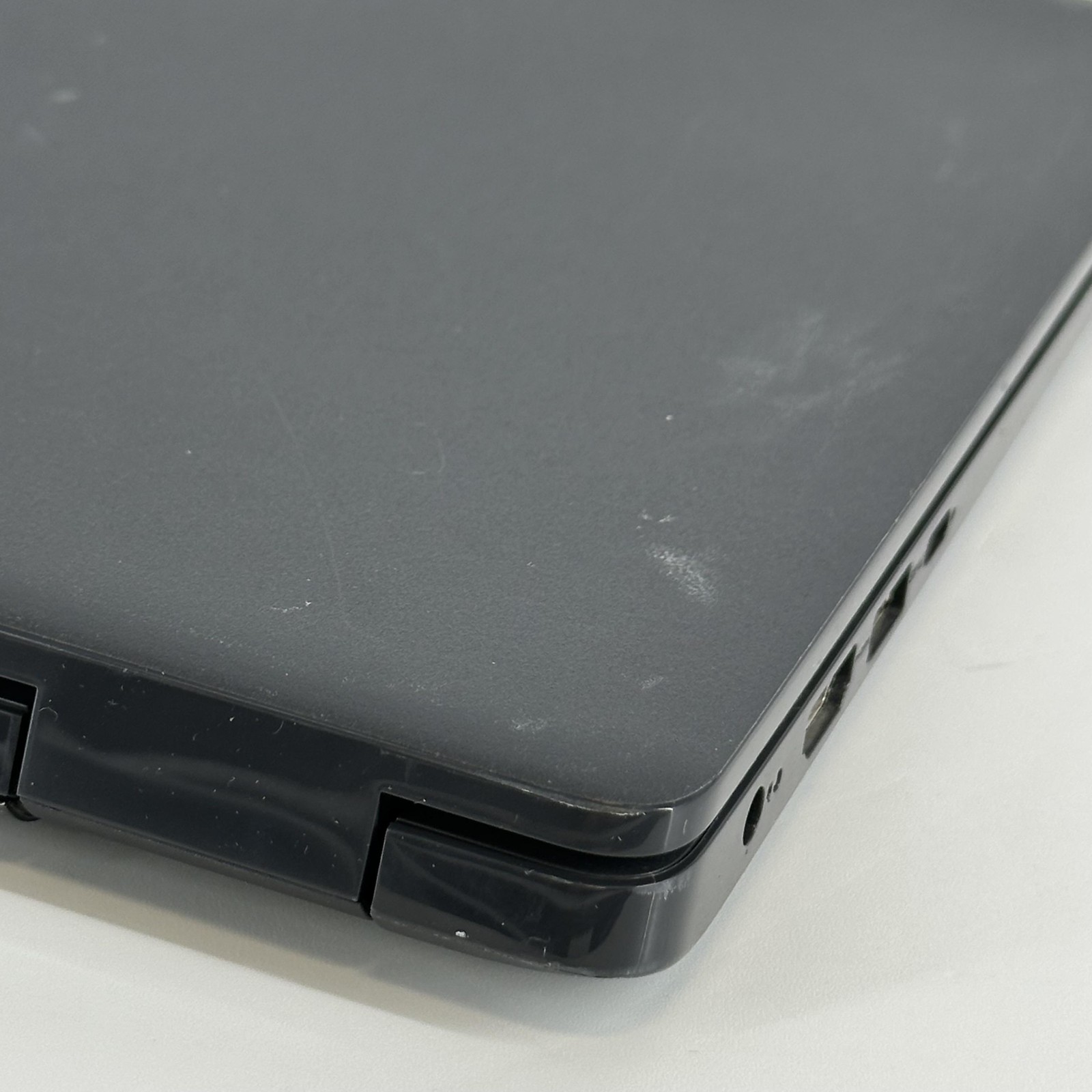 Dell Latitude 3510 15.6 Gray FHD i7-10510U 1.80GHz 16GB RAM 256GB SSD Good