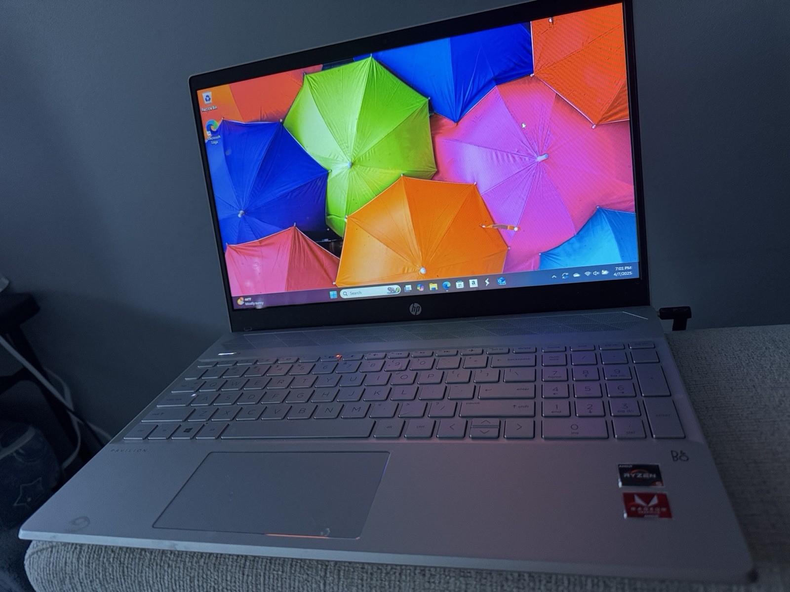 HP Pavilion 16″ Touchscreen Laptop PC AMD Ryzen 5 Vega 8 16GB 1TB SSD Gray