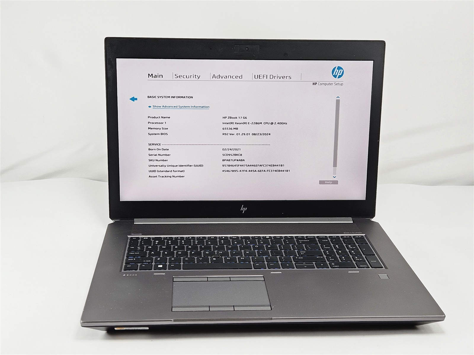 HP ZBook 17 G6 Intel Xeon E-2286M 64GB 1TB SSD RTX 4000 17.3″ No OS