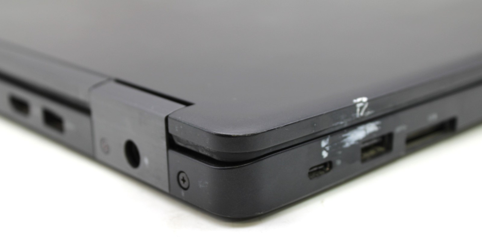 Dell Latitude 5580-i5-7440HQ@2.8GHz-8GB DDR4 RAM-NO STORAGE/OS*USED/TESTED*