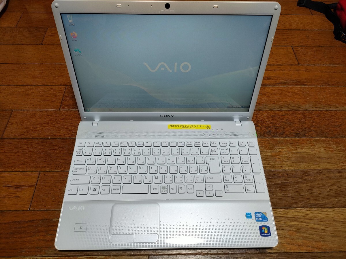 Sony Vaio E Series VPCEB17FJ Laptop Core i3 4GB RAM DVD Win11 Home