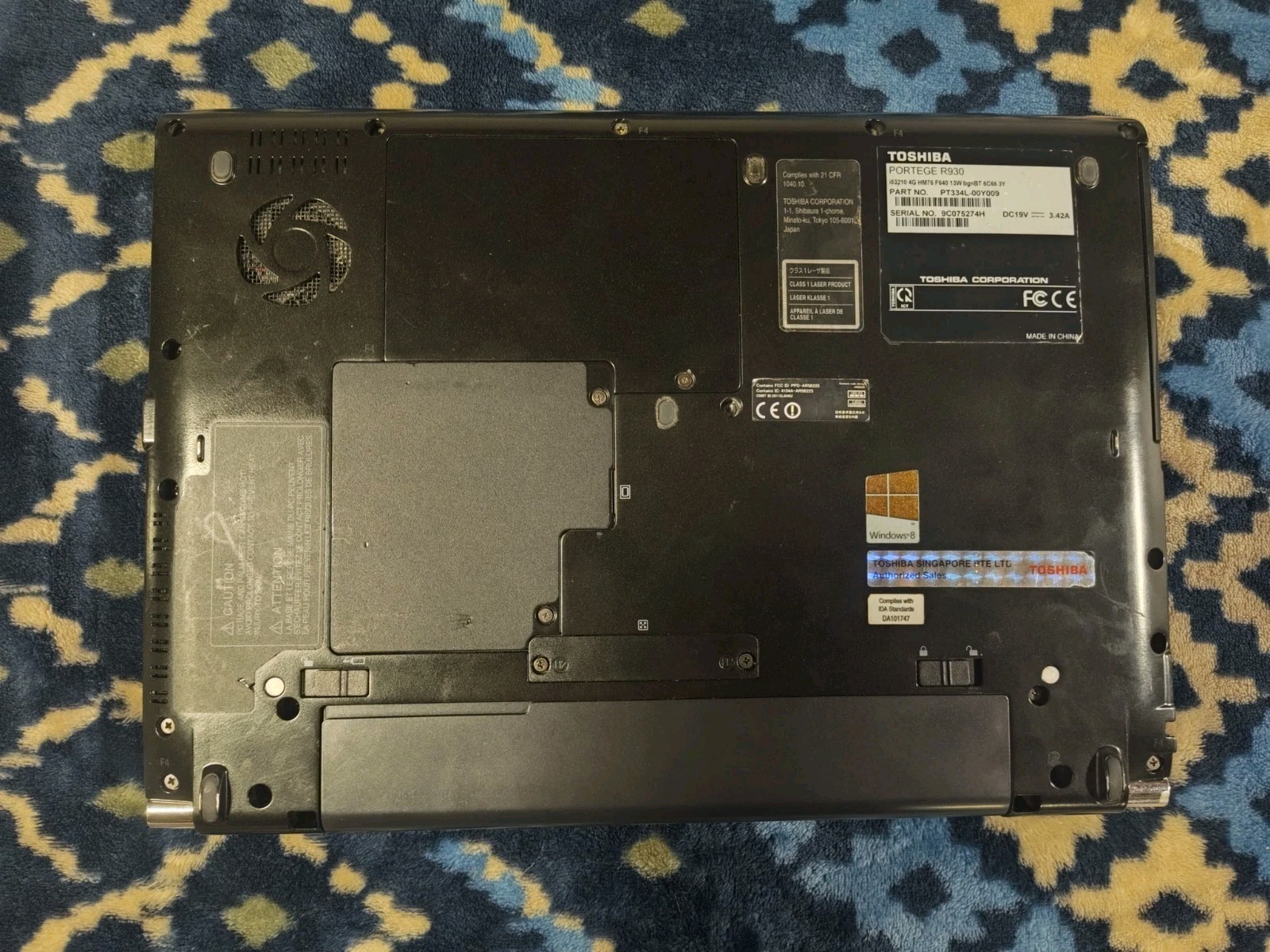 Toshiba Protege R930 Laptop, Intel I5 2.5ghz, 8gb RAM, 128gb SSD, Linux Mint 🕹️