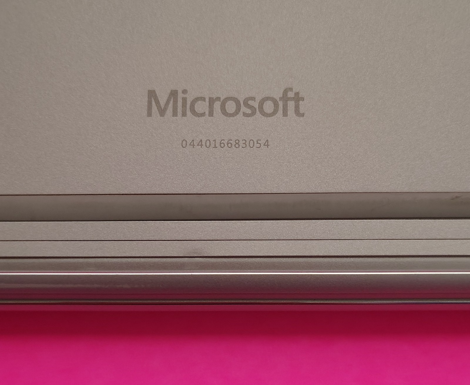 Microsoft 13.5″ Surface Book 2 i7-8650U 16GB 512GB SSD NVIDIA GeForce Win 11 Pro