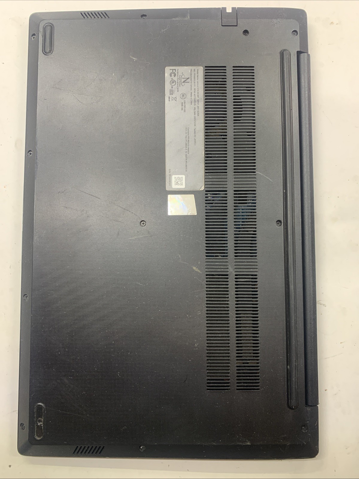 Lenovo V15 G3 82TT FHD 15.6″ i3-1215U 1.2GHz 32GB RAM 1TB SSD UHD Graphics Win11