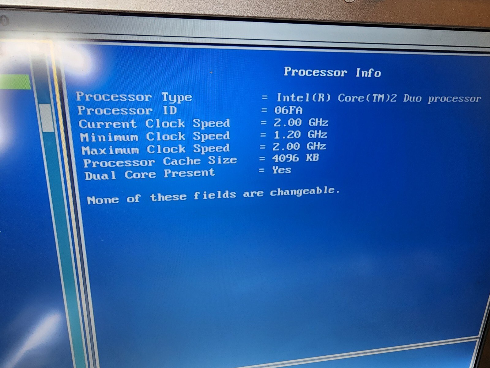 Dell Inspiron 1720 Core 2 Duo 2.0GHz 2GB RAM 160gb Hdd Boots To Bios
