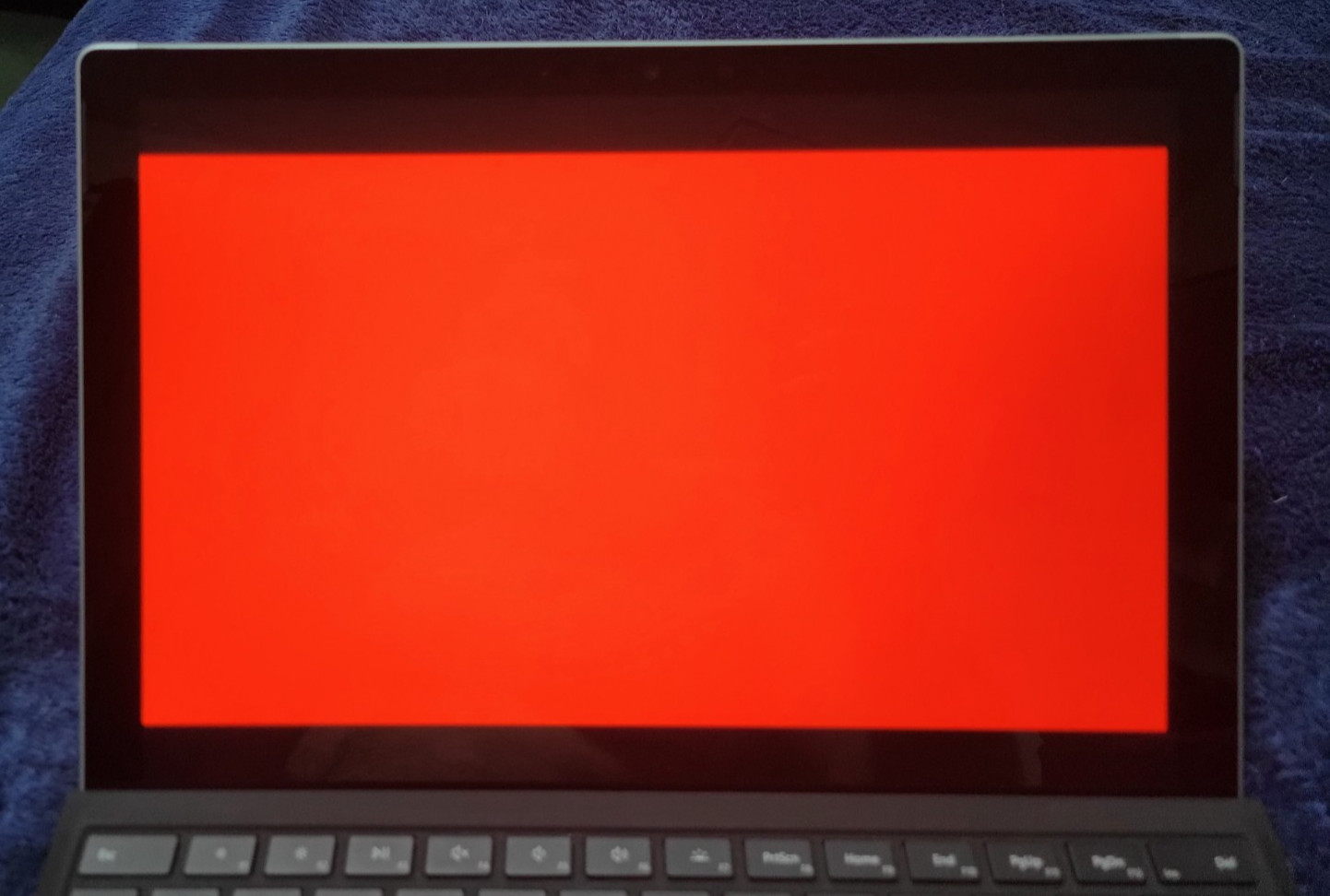 Microsoft Surface Pro 7 Laptop Intel i5-1035G4 8GB RAM 256GB NVMe Win 11 Pro