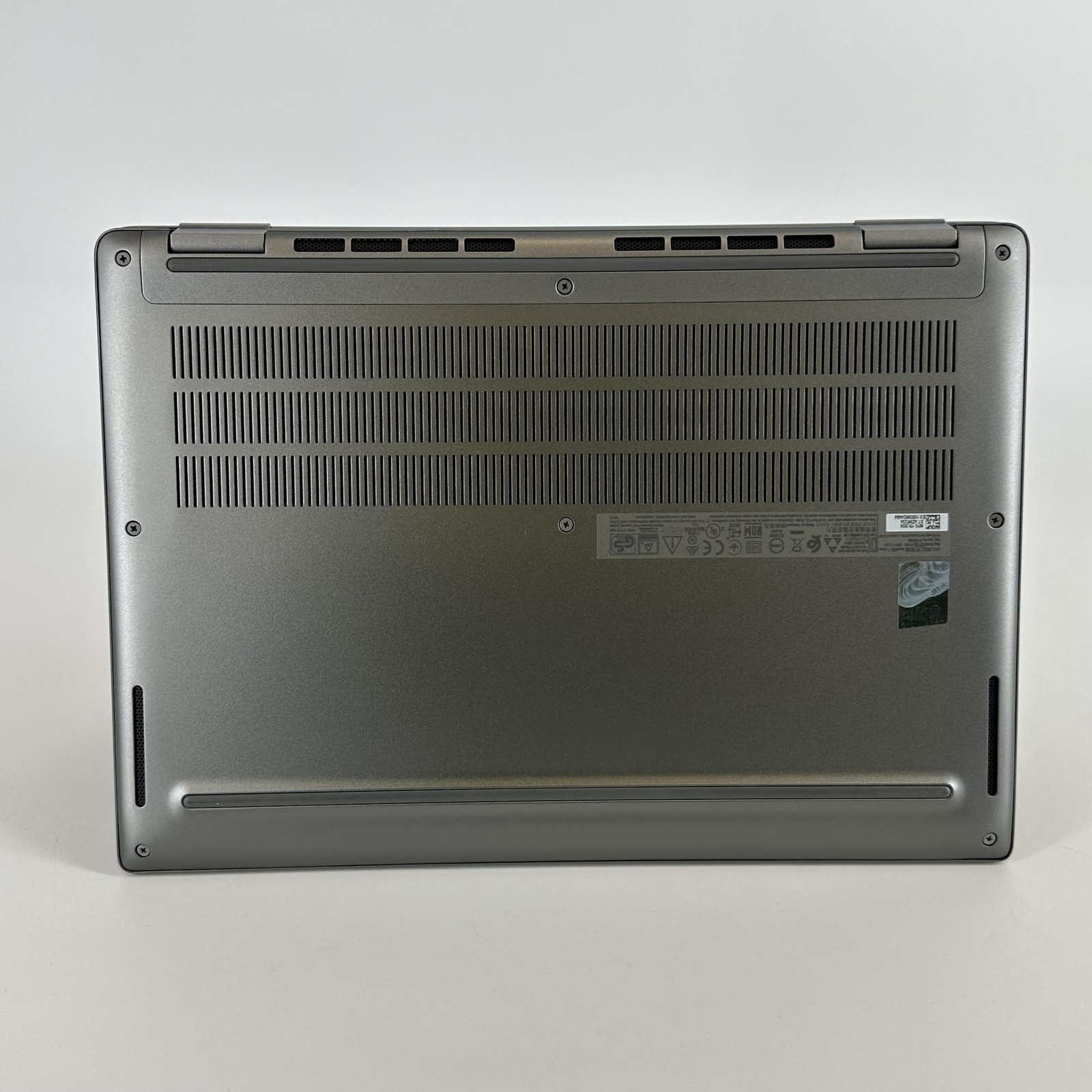Dell Latitude 7350 13.3 FHD+ 1.7 GHz Ultra 7 165U 32GB 512GB SSD Very Good