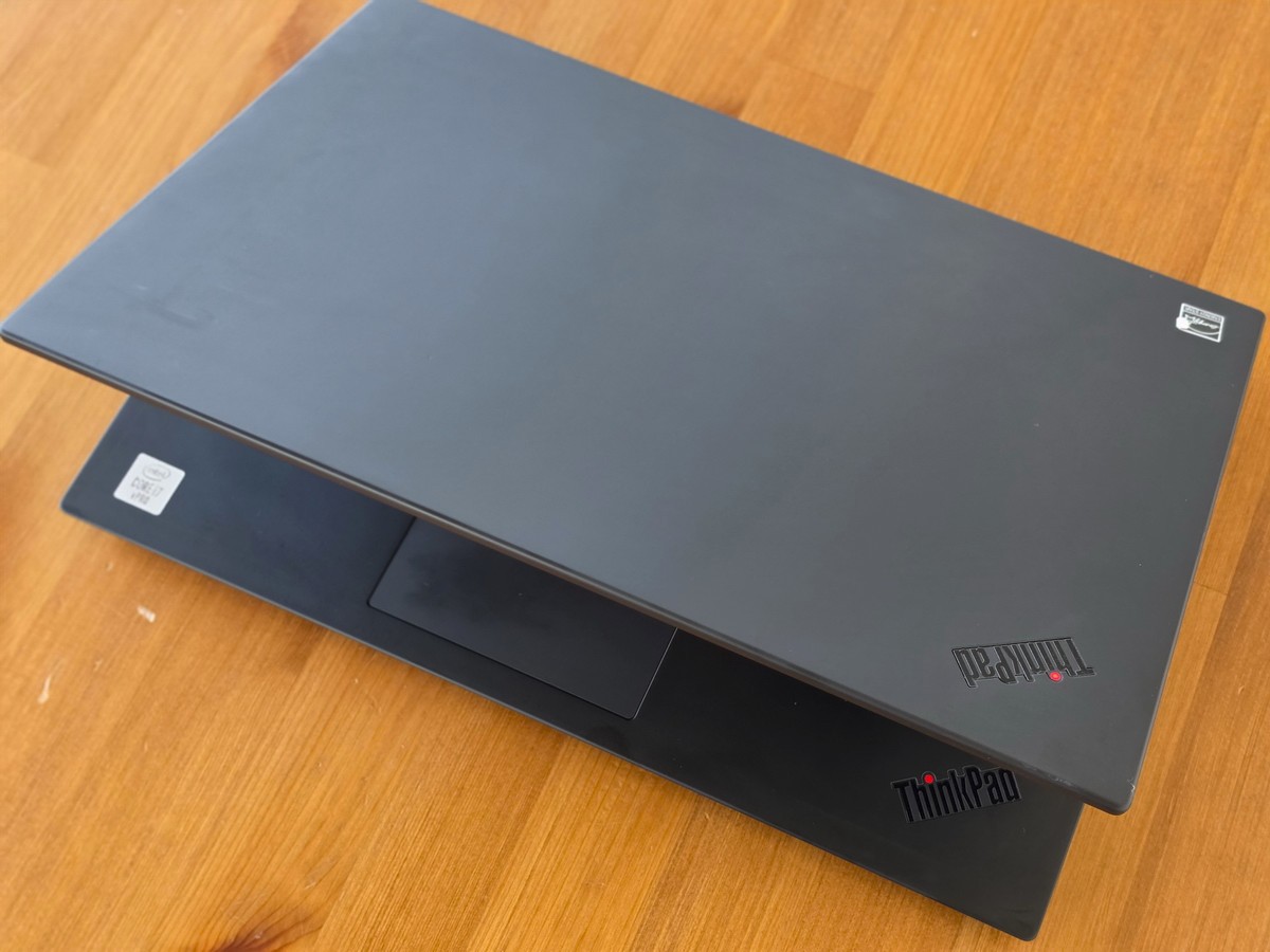 Lenovo ThinkPad P1 Gen 3 i7-10875H 16GB 15″ FHD 1920×1080 512GB SSD NVIDIA T1000