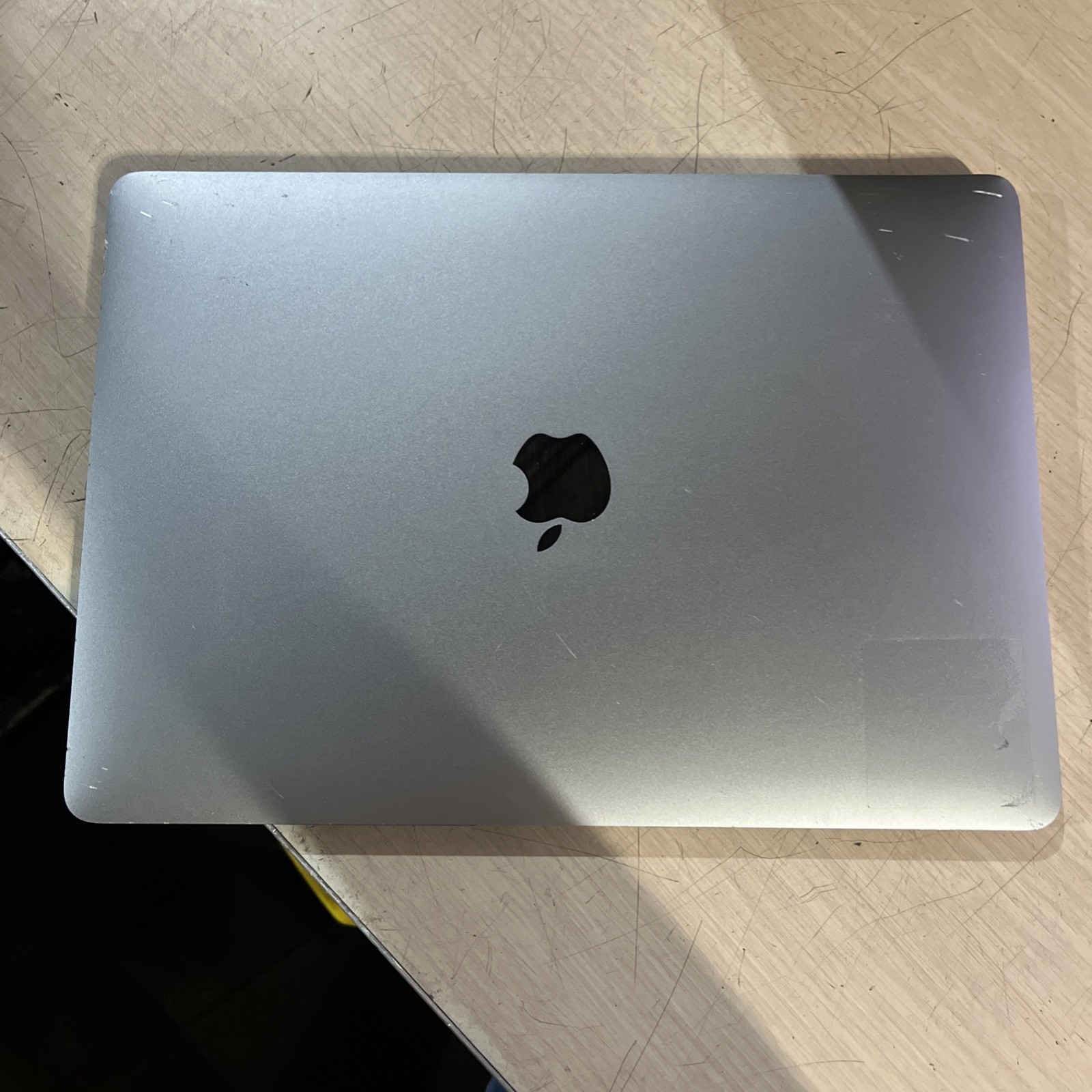 APPLE MACBOOK AIR 13″ SCISSOR, 2020 CORE I3-1000NG4 1.1GHZ 8GB RAM 256SSD