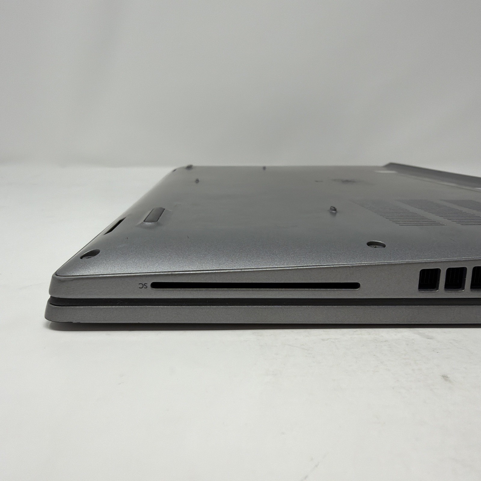 Dell Latitude 5520 i5-1145G7 8GB 256GB SSD 15.6″ FHD Win11