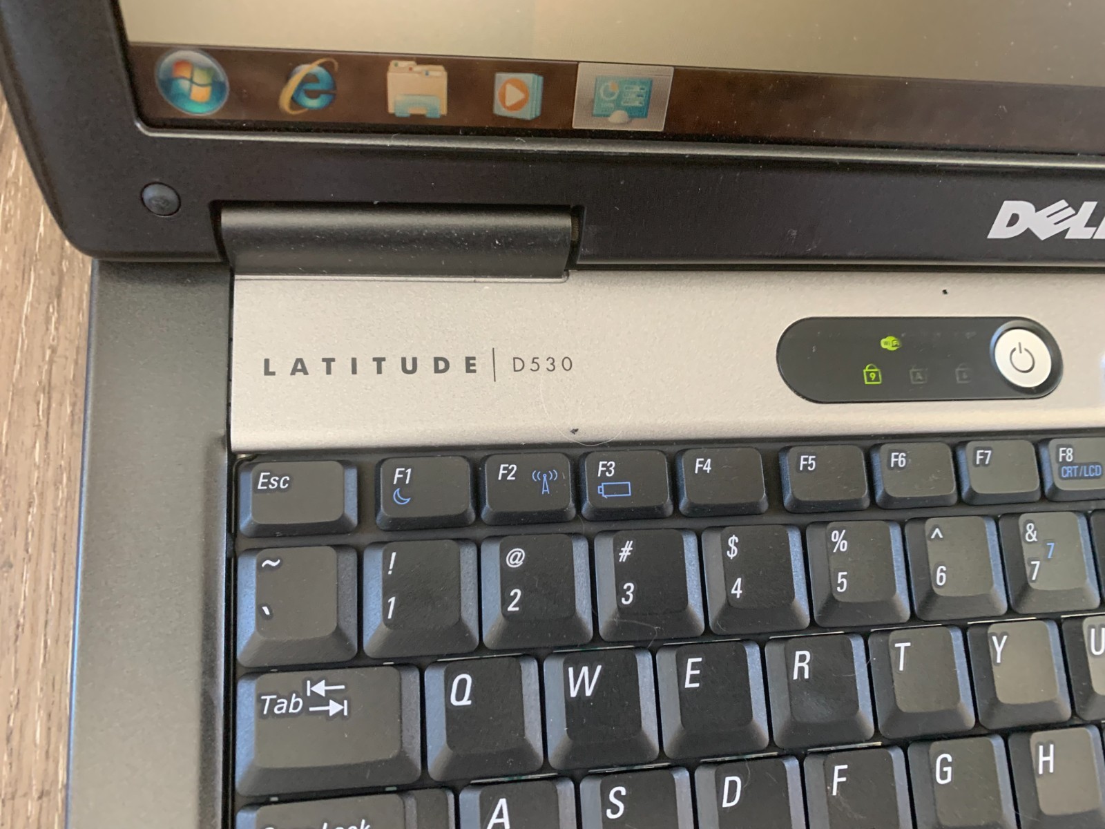 Dell Latitude D530 15″ Intel Core 2 Duo T7250 2.00GHz 1GB RAM 160GB HDD Win7 Pro
