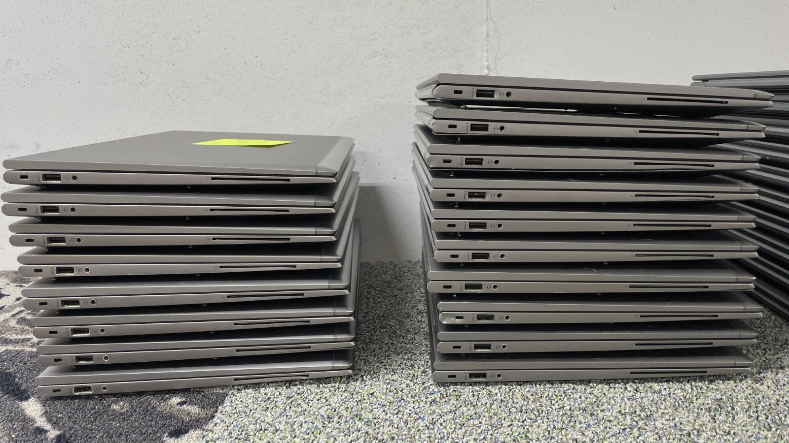 *Lot of 28* HP ZBook Firefly 15 G8 Laptop i7-1165g7 No RAM HDD Parts Touchscreen
