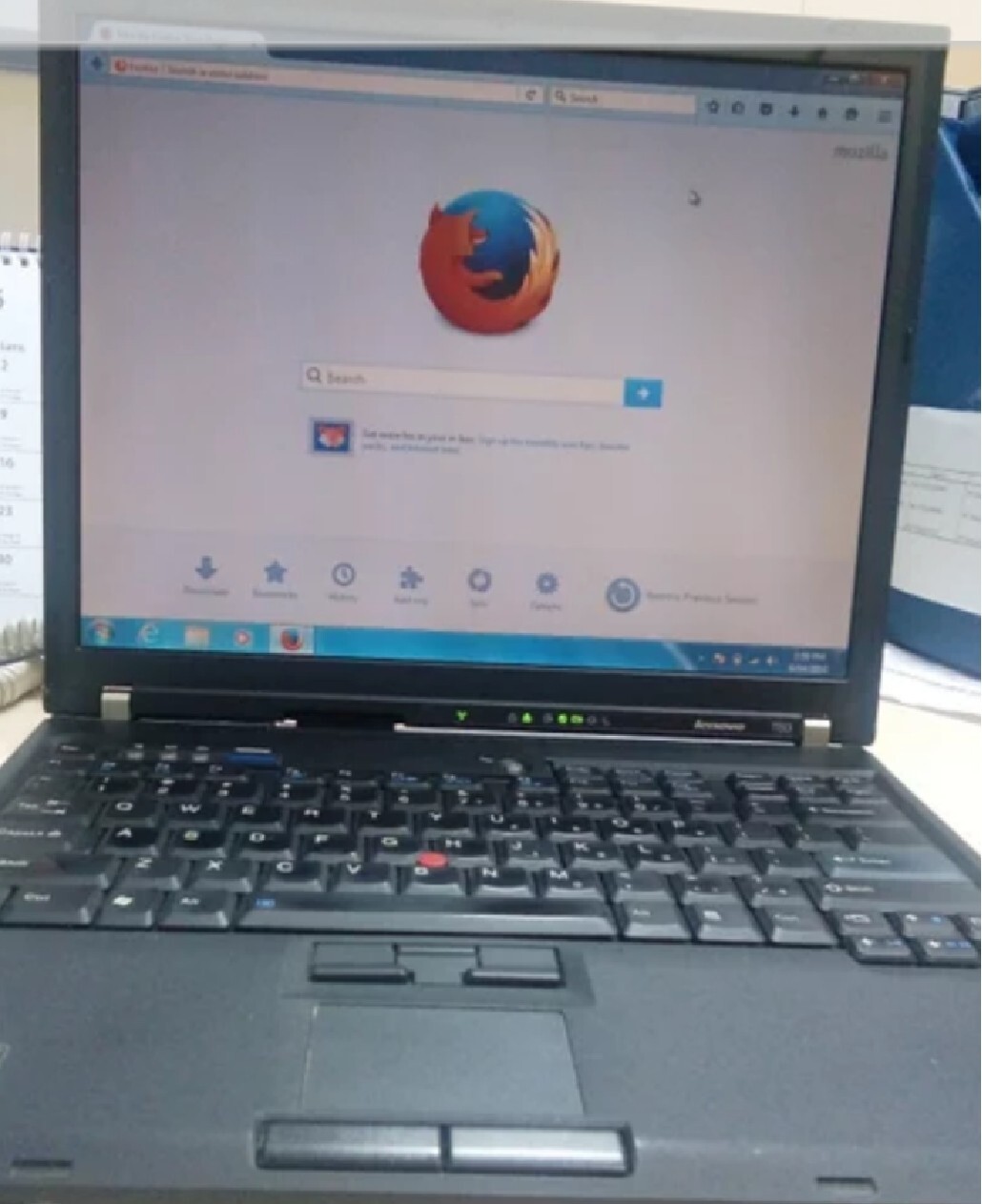 LOADED IBM T60 ☆THINKPAD☆ 14″ 4:3 LCD, Win 7 PRO, MS Word,DVD,READY 2 USE laptop