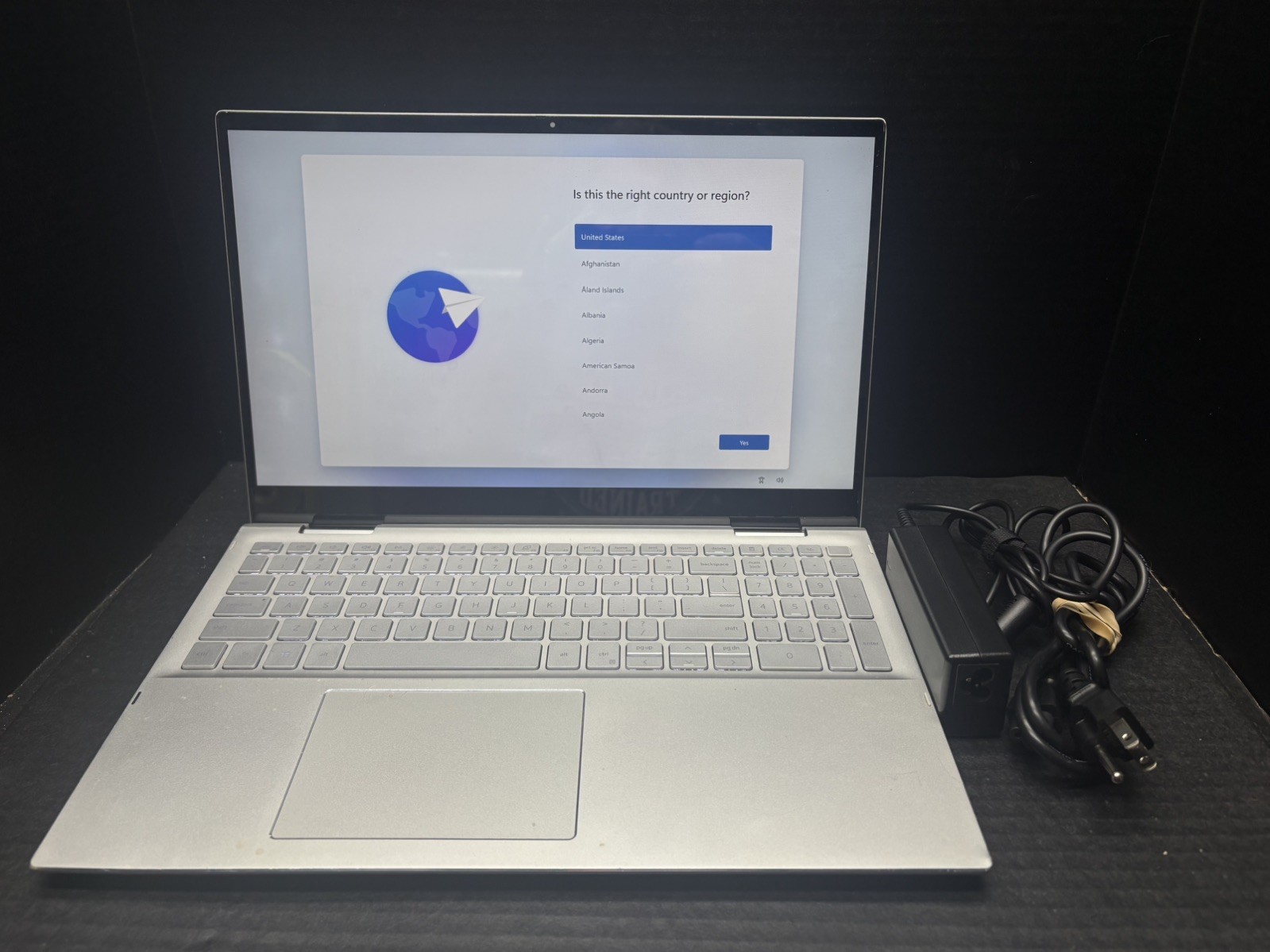 Dell Inspiron 15 7506Laptop (15, Intel Core i7-1165G7 512GB SSD, 16GB RAM) Touch