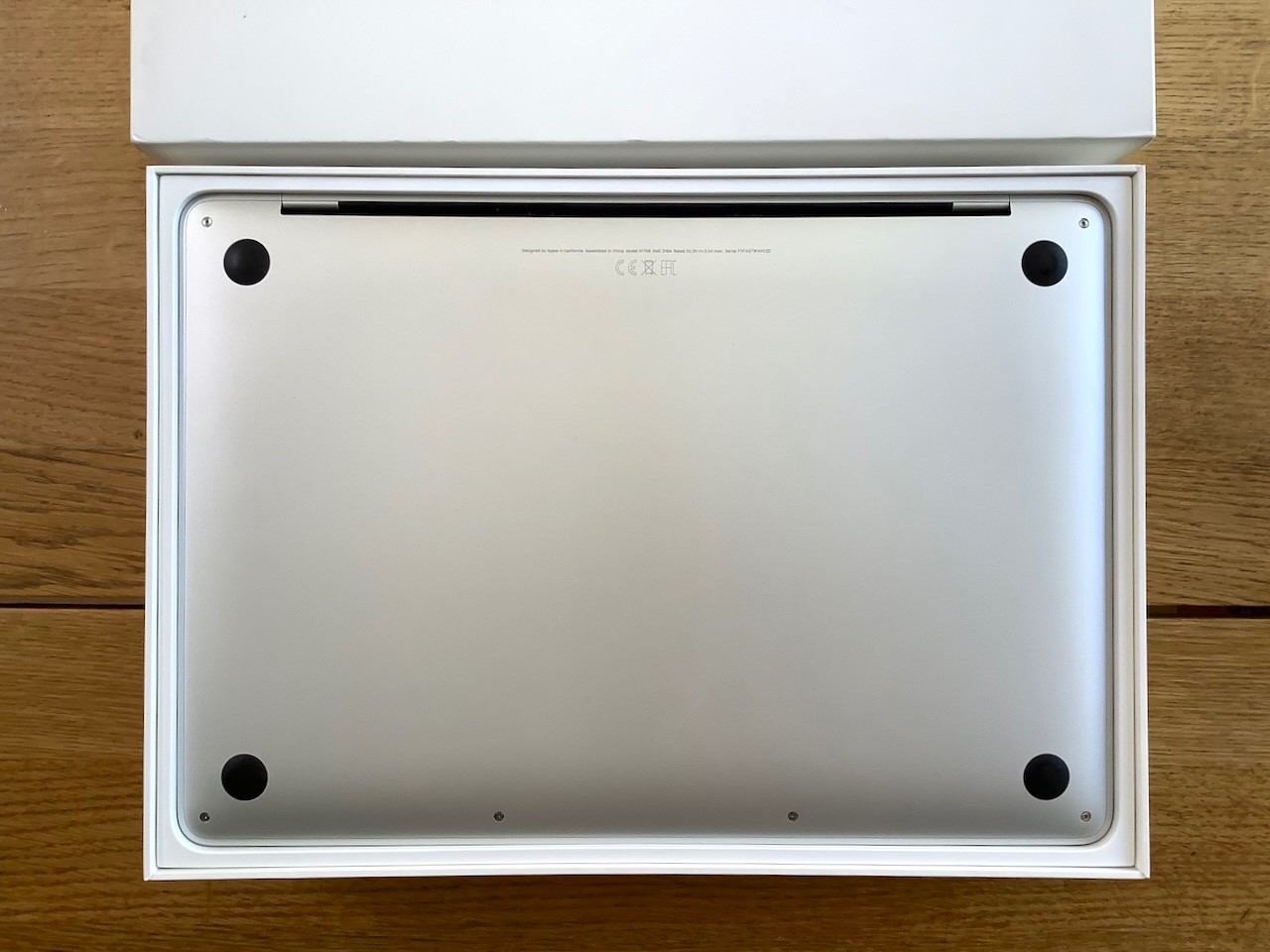 ★ Apple MacBook Pro Retina 13″ A1708 (2017) 256GB SSD + Charger Silver ★ Original Box