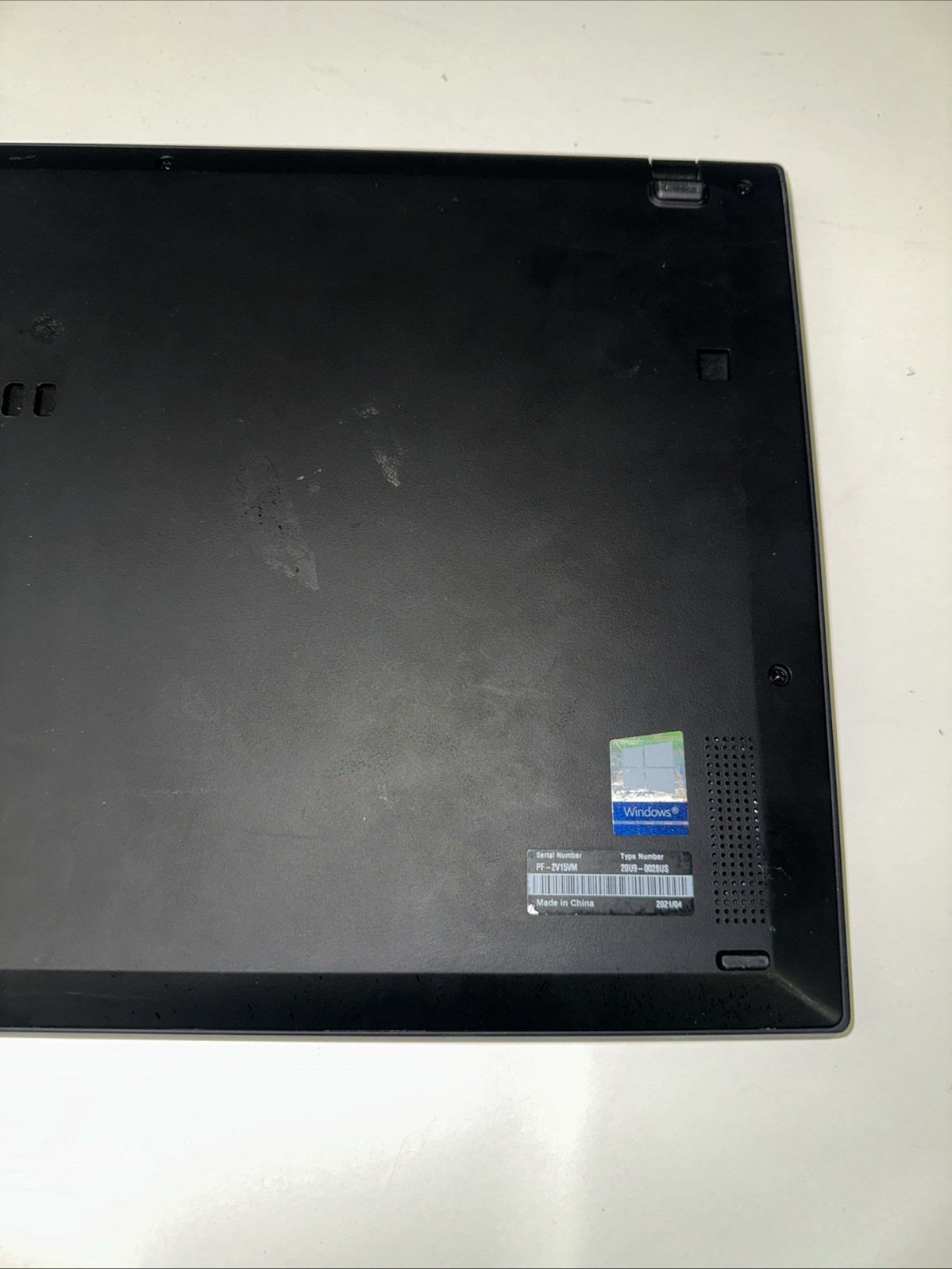 Lenovo ThinkPad X1 Carbon Gen 8 14″ FHD i5-10210U 16GB 512GB SSD Windows 11 Pro
