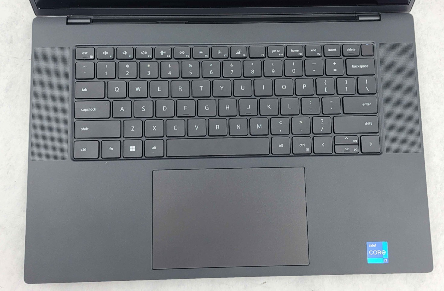 Dell Precision 5680 i7-13700H 16GB RAM 512GB SSD Win 11