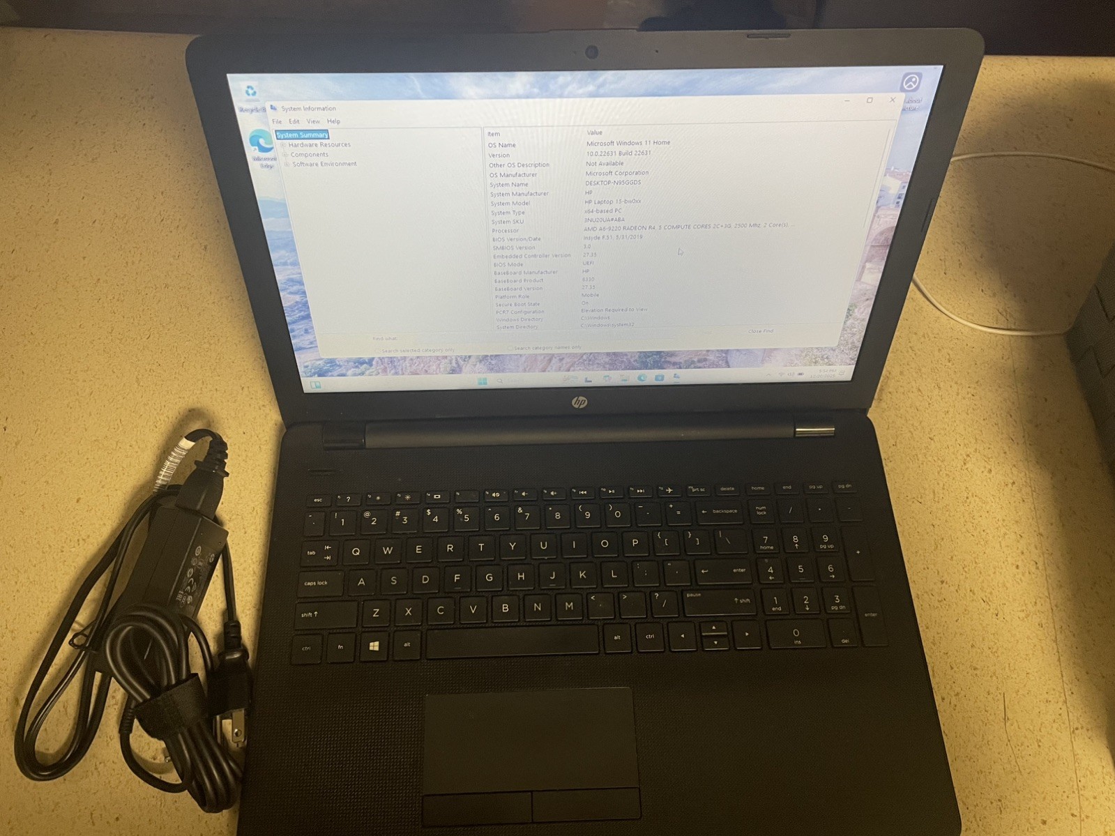 Hp Notebook (15-bw0xx) AMD A6-9220 12GB 500GB HDD