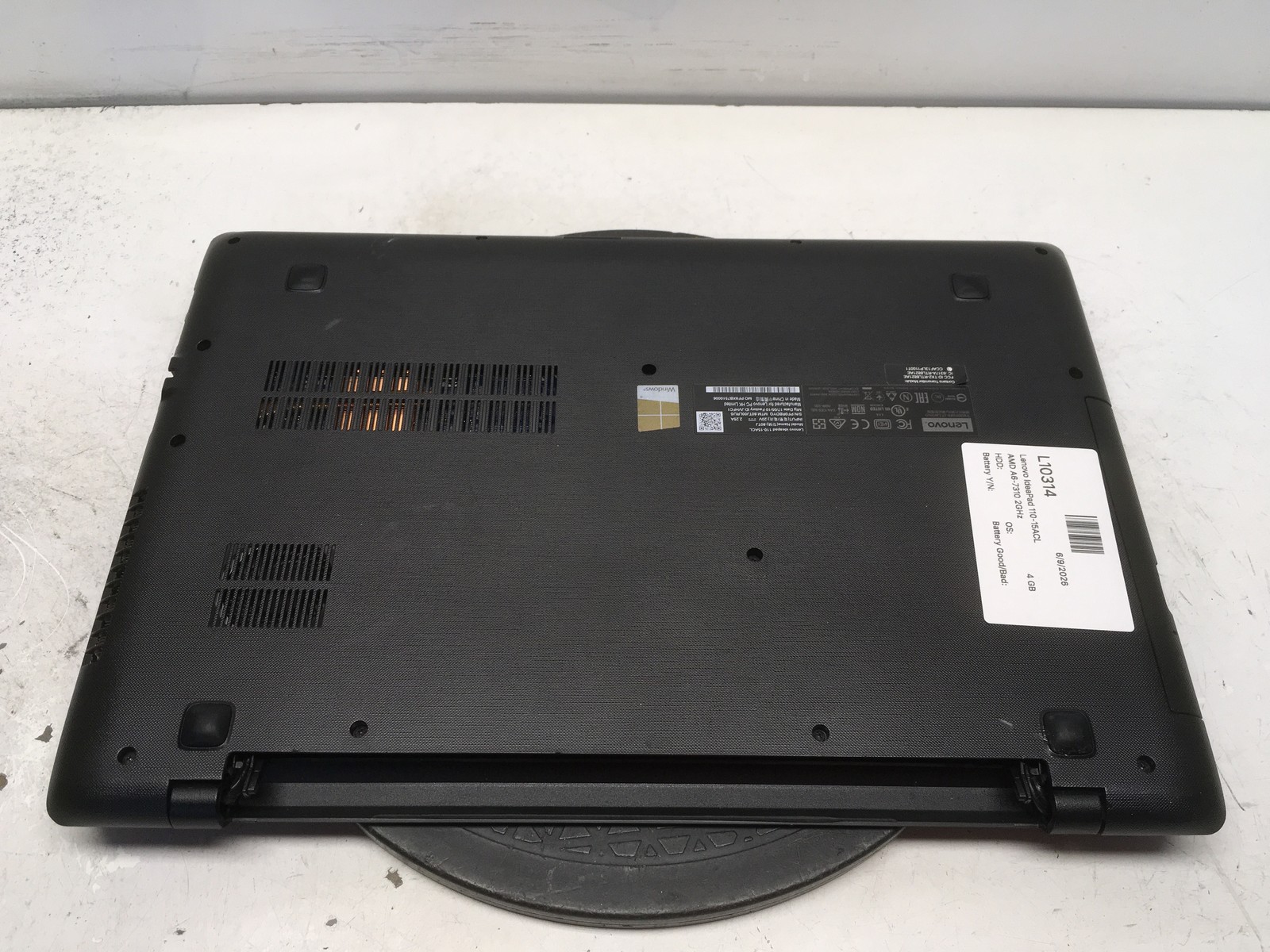 Lenovo IdeaPad 110-15ACL AMD A6-7310 2GHz 4 GB NO HDD No Batt