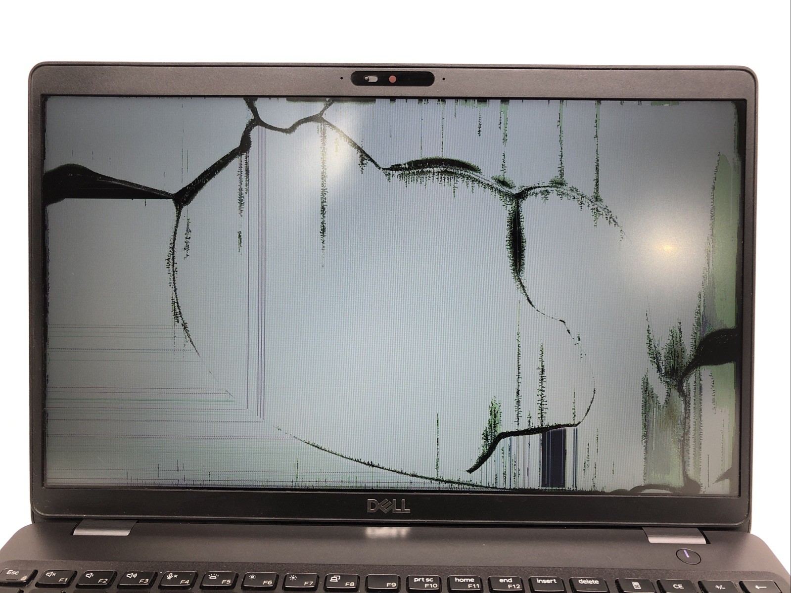Dell Latitude 5500, Intel Core i5-8365U @1.60Ghz, 8GB RAM, NO SSD/OS, FOR PARTS