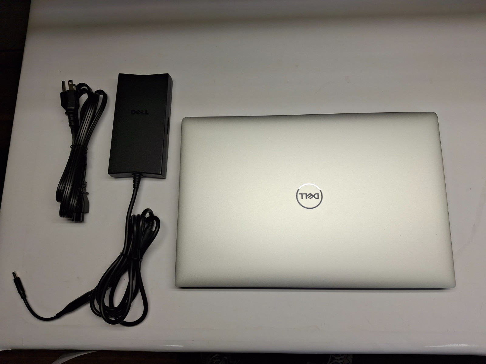 Dell Precision 5530 15.6″ UHD Touch i9-8950HK 32GB Ram 256 SSD P2000 W11P