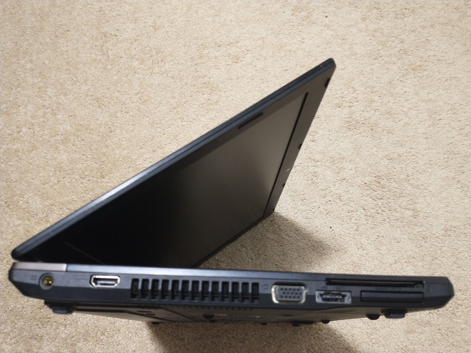 Acer Travelmate P653-M i7-3632QM @2.2GHz 8G RAM 500G HDD W10P