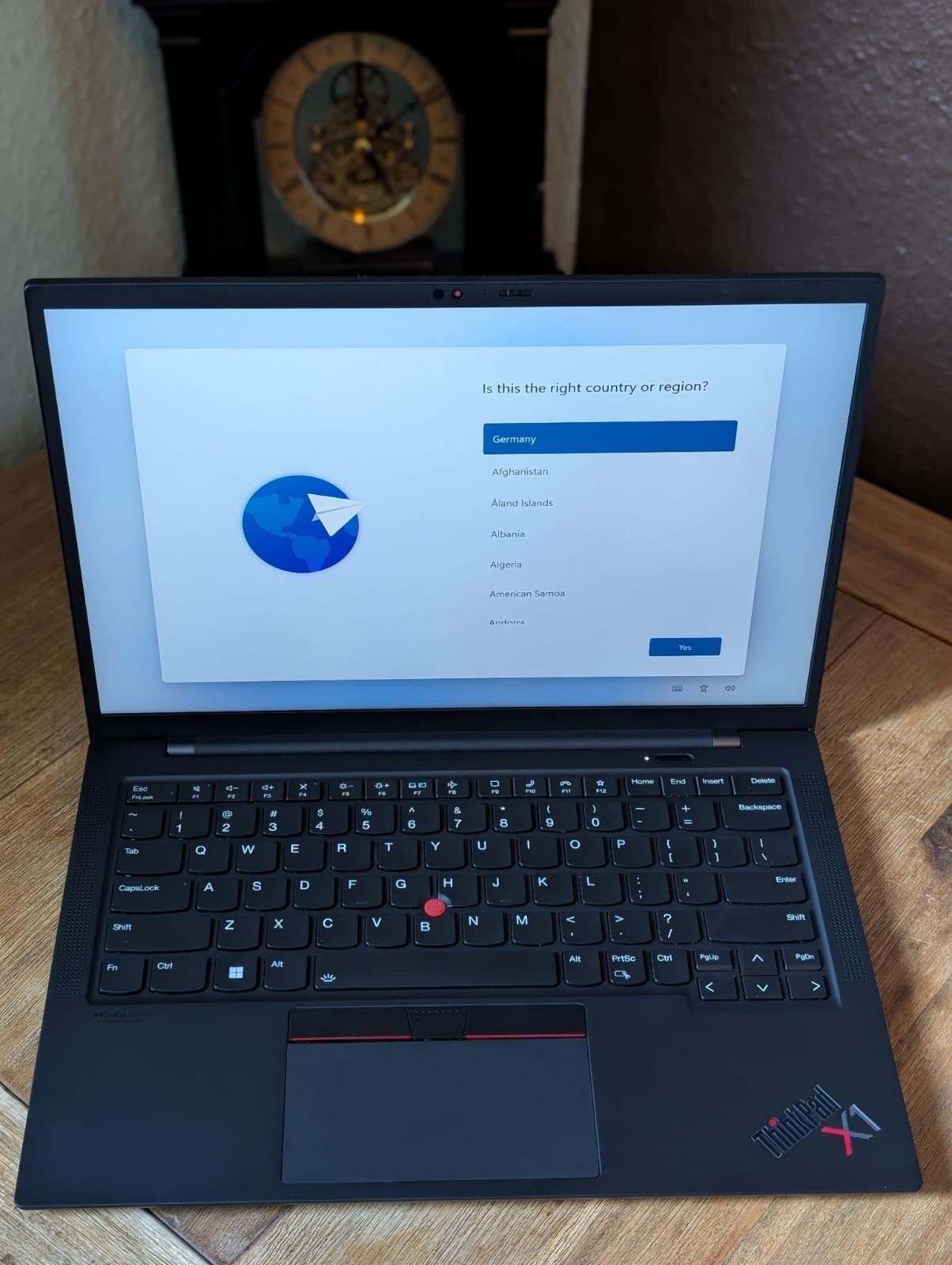 Lenovo ThinkPad X1 Carbon Gen 9 Core i7-1185G7 32GB 512GB 2TB QWERTY Mint Condition