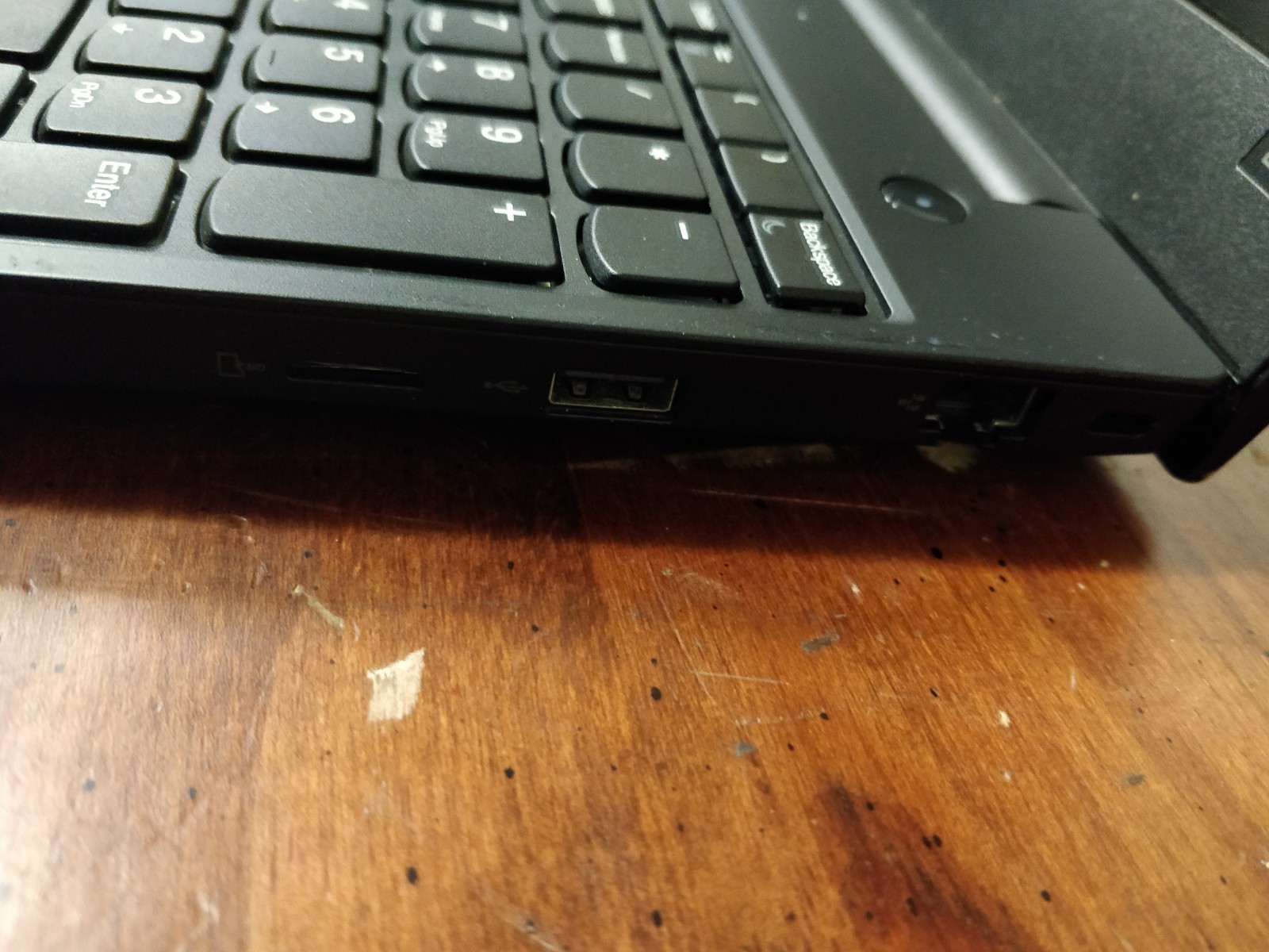 Lenovo ThinkPad E585 AMD Ryzen 3 2200U@2.50GHz 8GB RAM NO DRIVE PARTS 8416