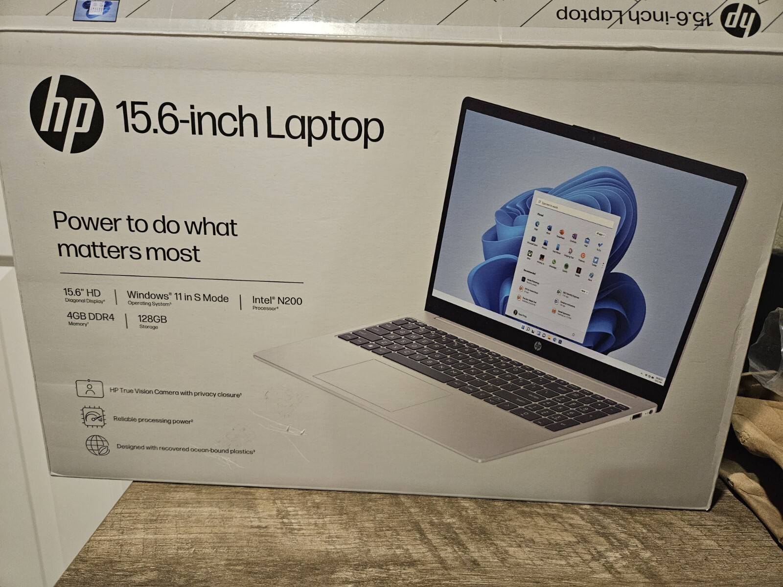 HP 15.6 Laptop 15-fd0081wm Intel Processor N200, 4GB RAM, 128GB UFS, SILVER,…