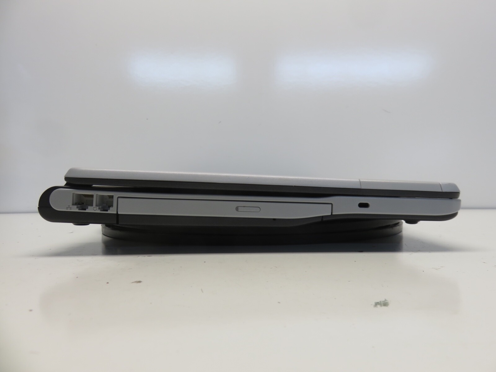 Sony Vaio VGN-FS740 PCG-702L Pentium M 740 1730MHz 512 MB NO HDD No Batt